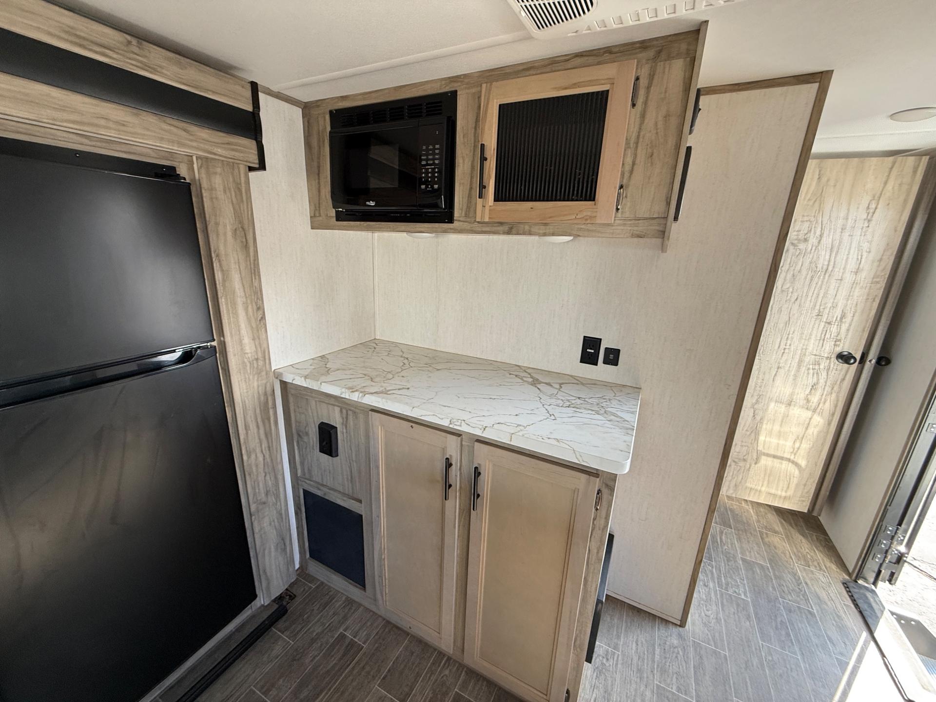 2022 Cherokee 2022 Cherokee Alpha Wolf - thumbnail 21