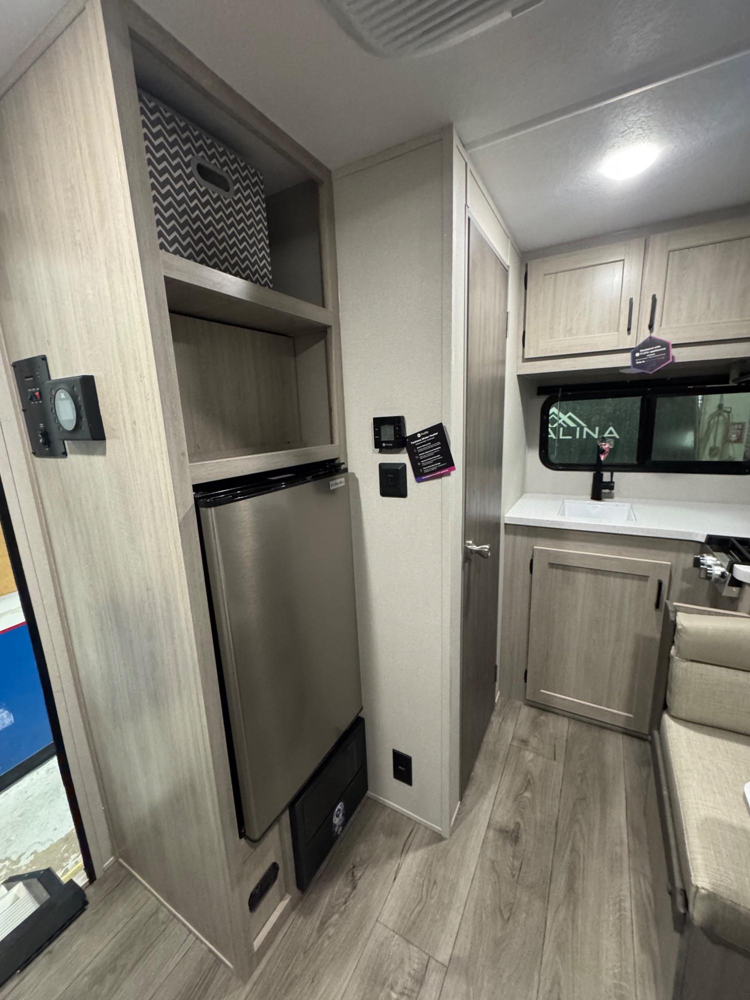 2026 Coachmen 2026 Coachmen Catalina - thumbnail 8