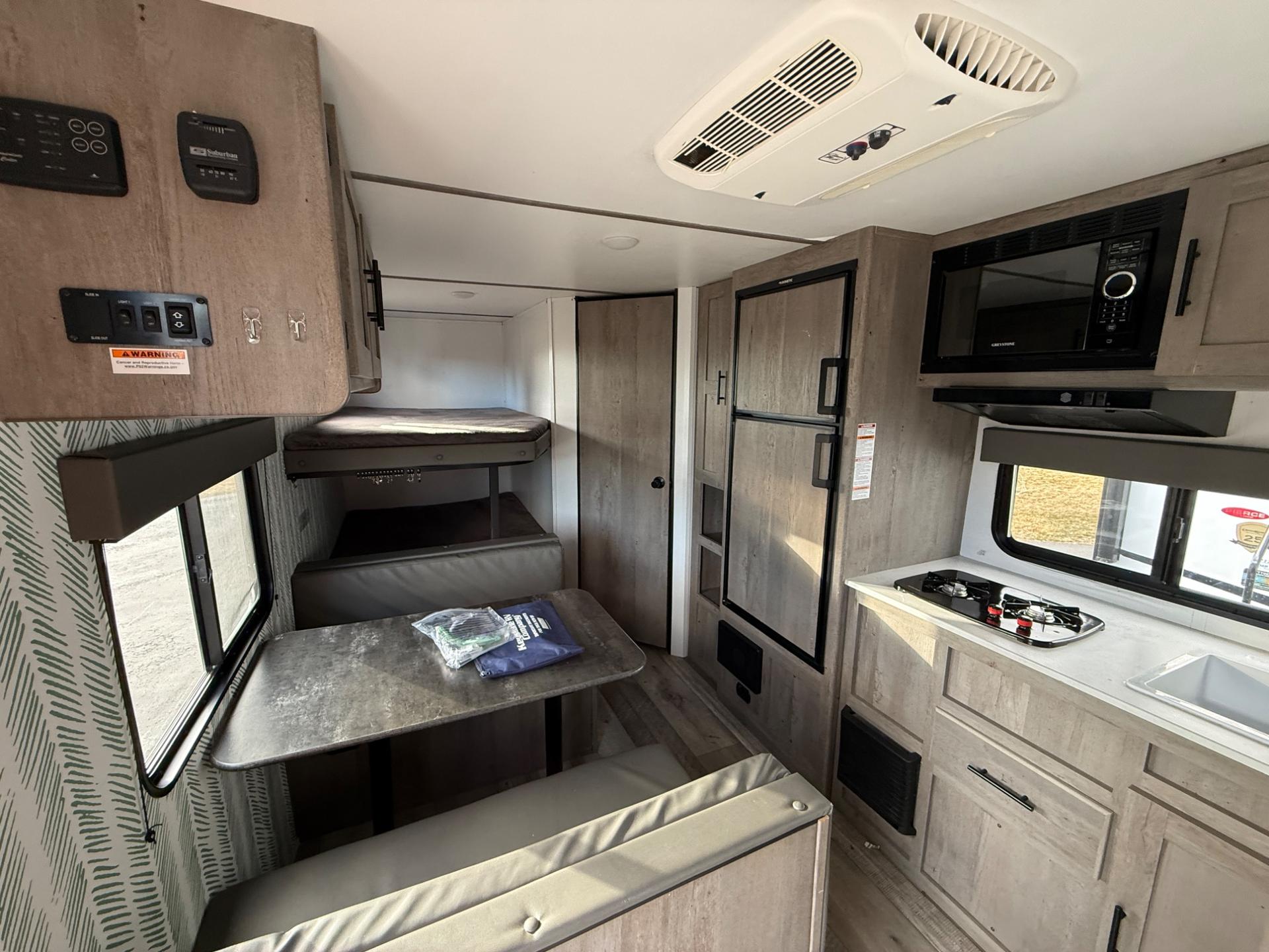 2021 Keystone RV 2021 Keystone RV Springdale - thumbnail 11