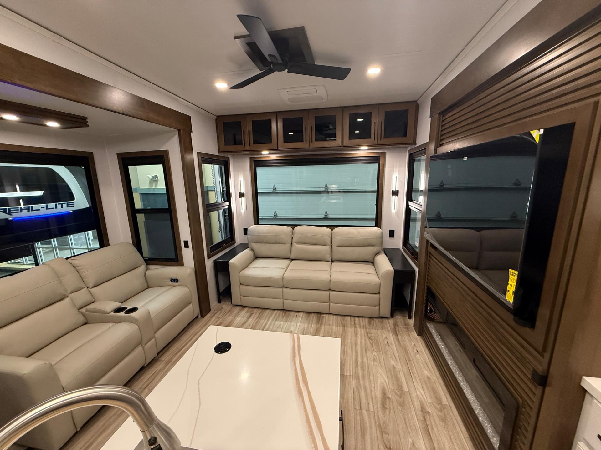 2026 Keystone 2026 Keystone Montana - thumbnail 15