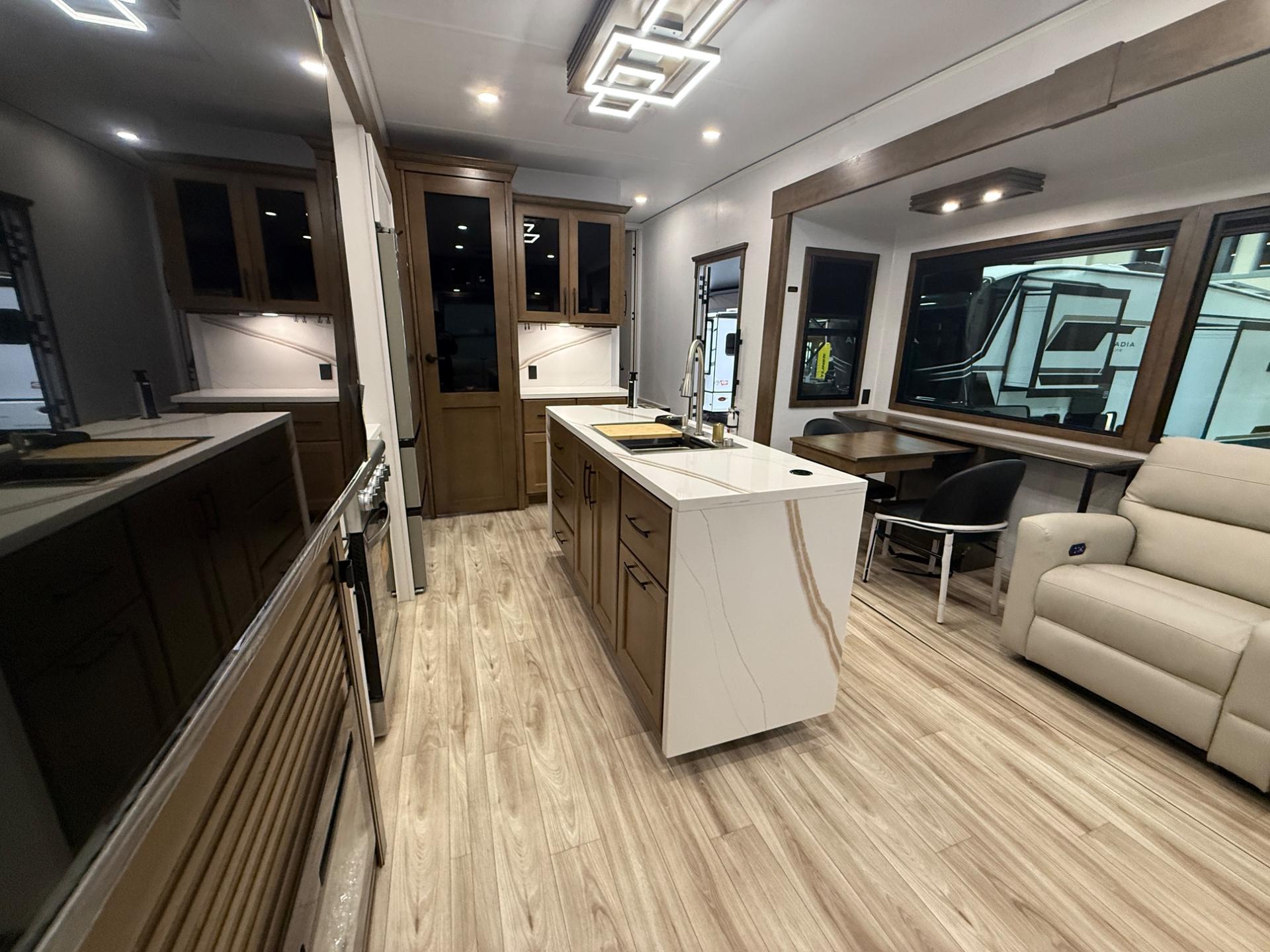 2026 Keystone 2026 Keystone Montana - thumbnail 17