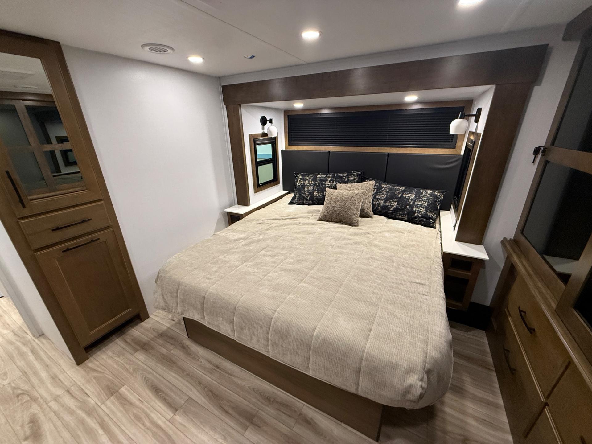 2026 Keystone 2026 Keystone Montana - thumbnail 28