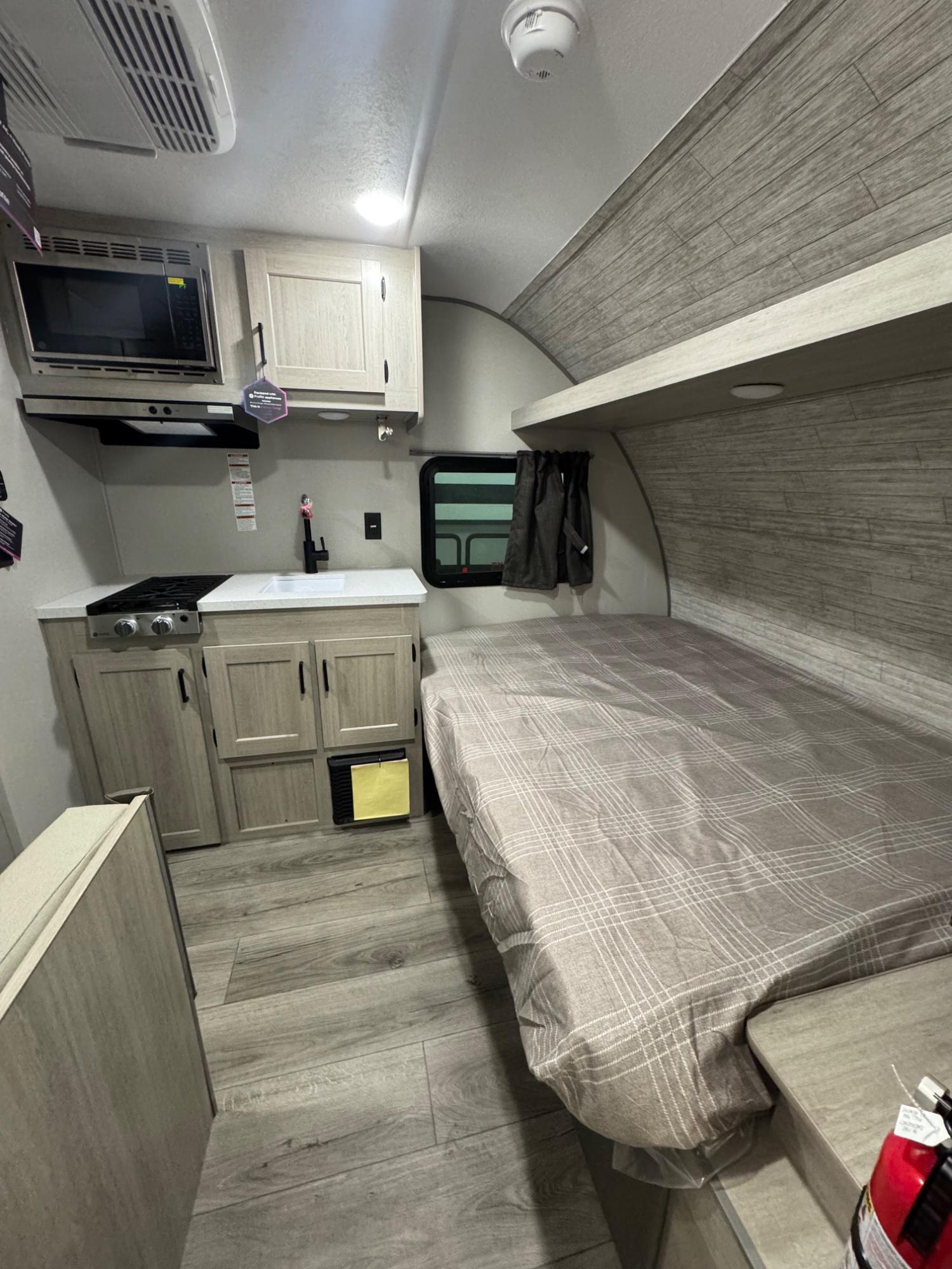 2026 Coachmen 2026 Coachmen Catalina Summit Series 7 - thumbnail 6