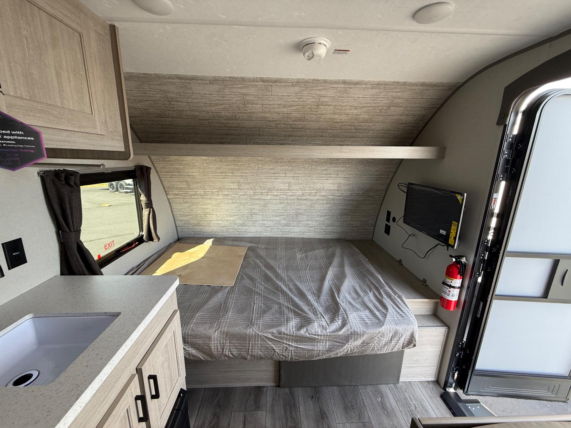 2026 Coachmen 2026 Coachmen Catalina Summit Series 7 - thumbnail 15