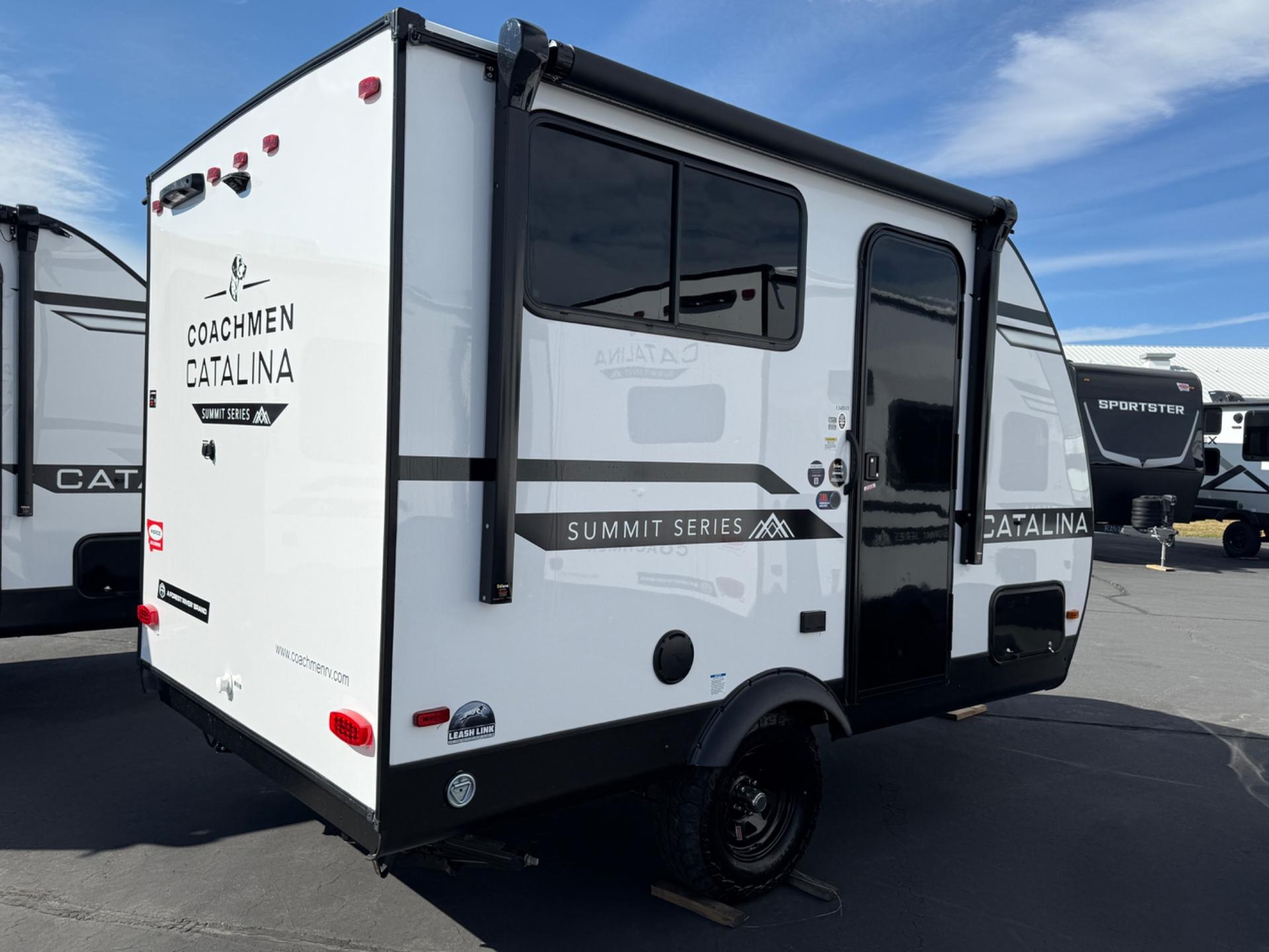 2026 Coachmen 2026 Coachmen Catalina Summit Series 7 - thumbnail 4