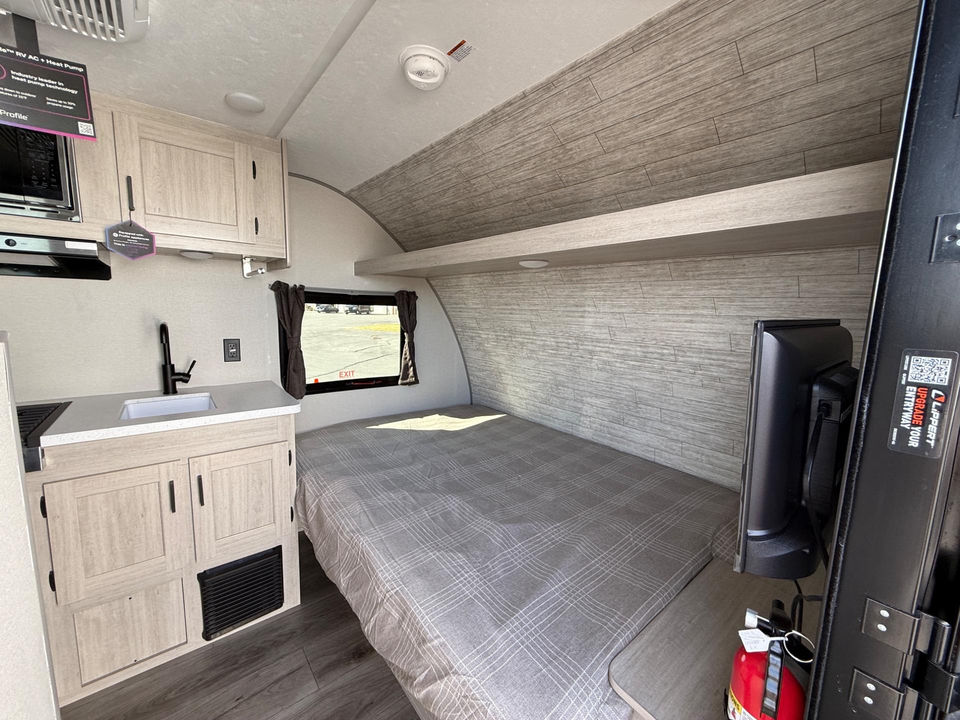 2026 Coachmen 2026 Coachmen Catalina Summit Series 7 - thumbnail 8