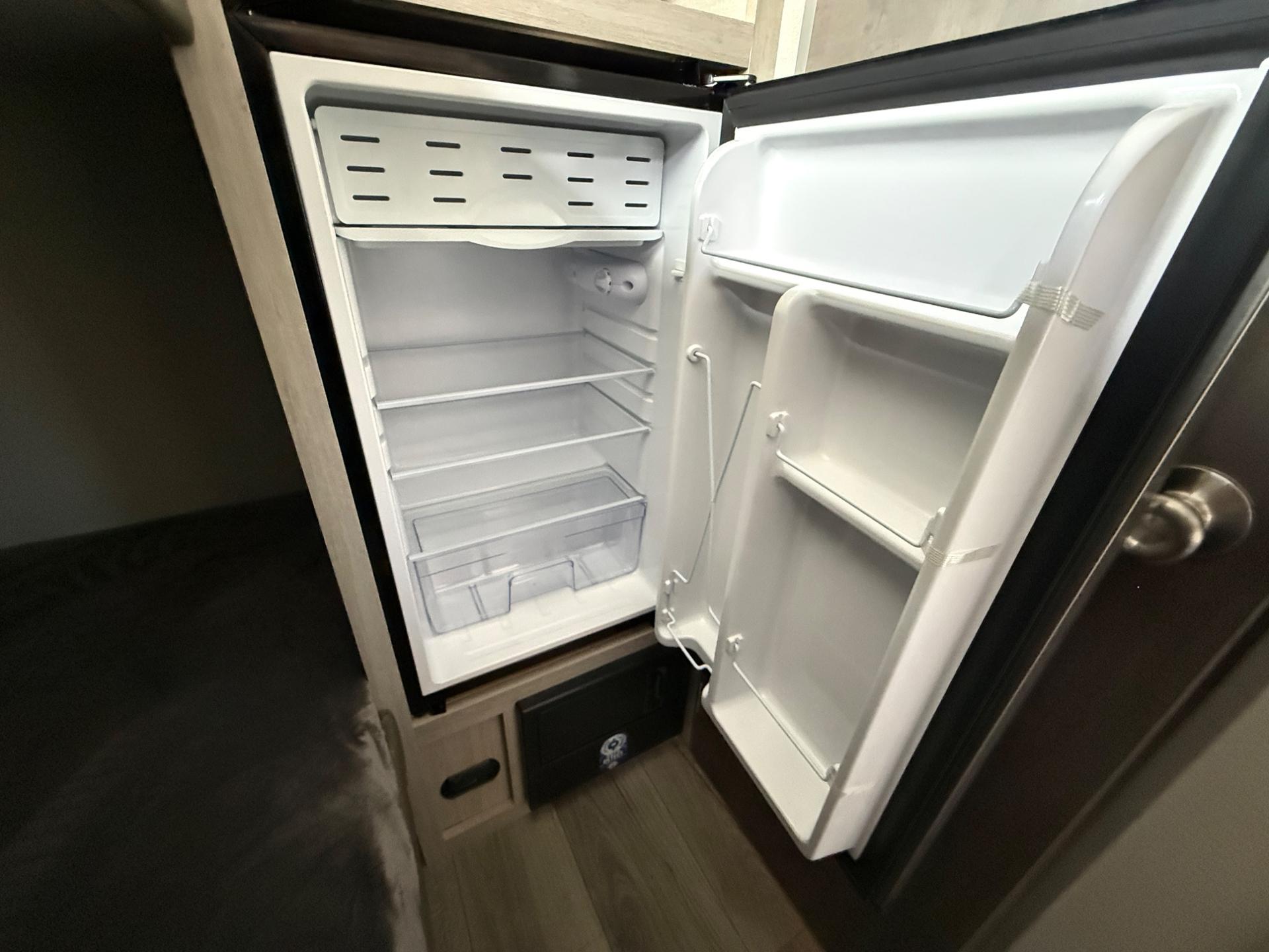 2026 Coachmen 2026 Coachmen Catalina Summit Series 7 - thumbnail 14