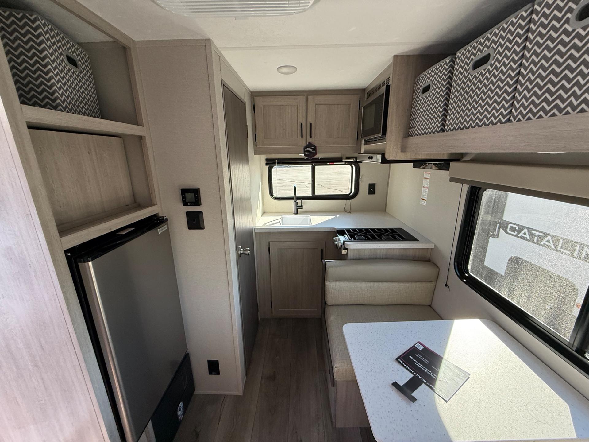 2026 Coachmen 2026 Coachmen Catalina Summit Series 7 - thumbnail 10