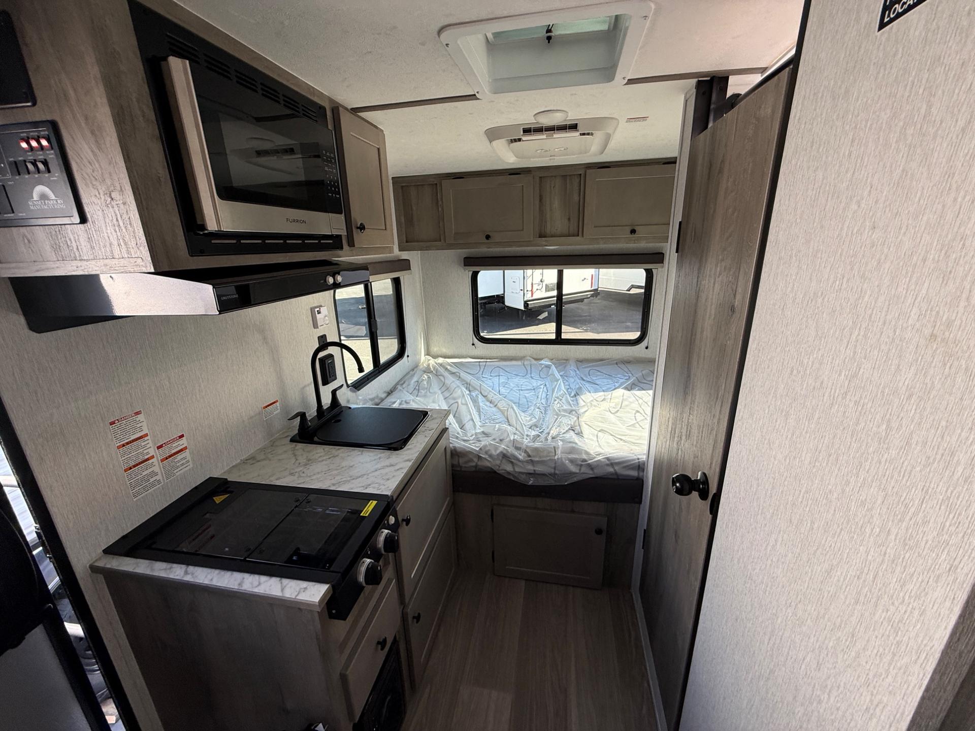 2026 Sunset Park RV 2026 Sunset Park RV Sun Lite - thumbnail 10