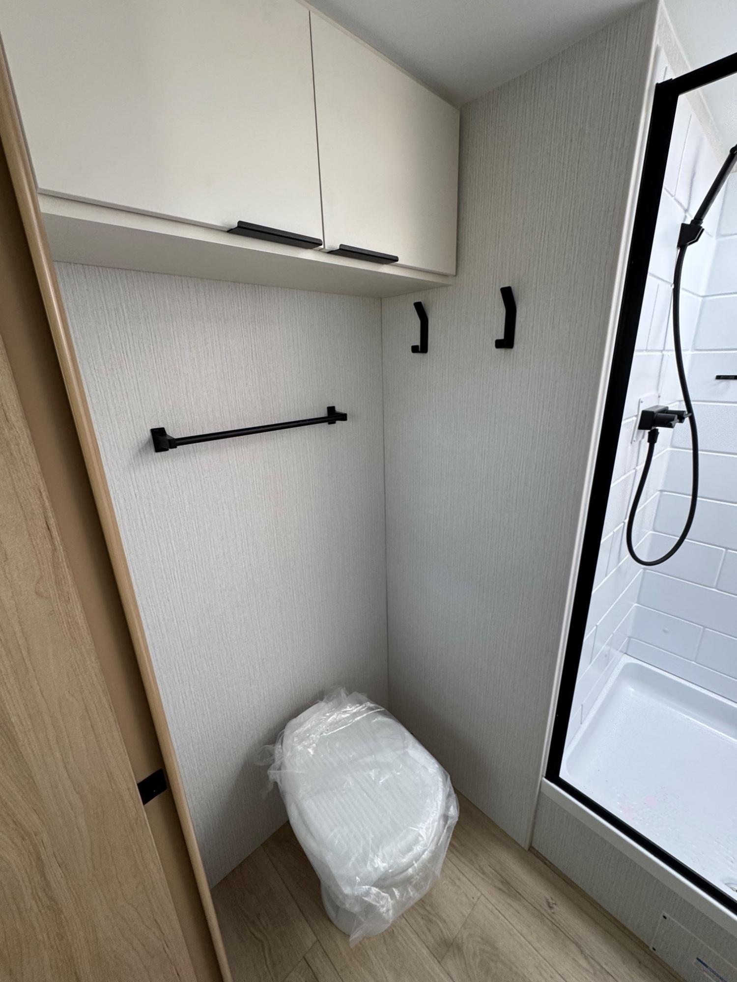 2026 Winnebago 2026 Winnebago Thrive - thumbnail 11