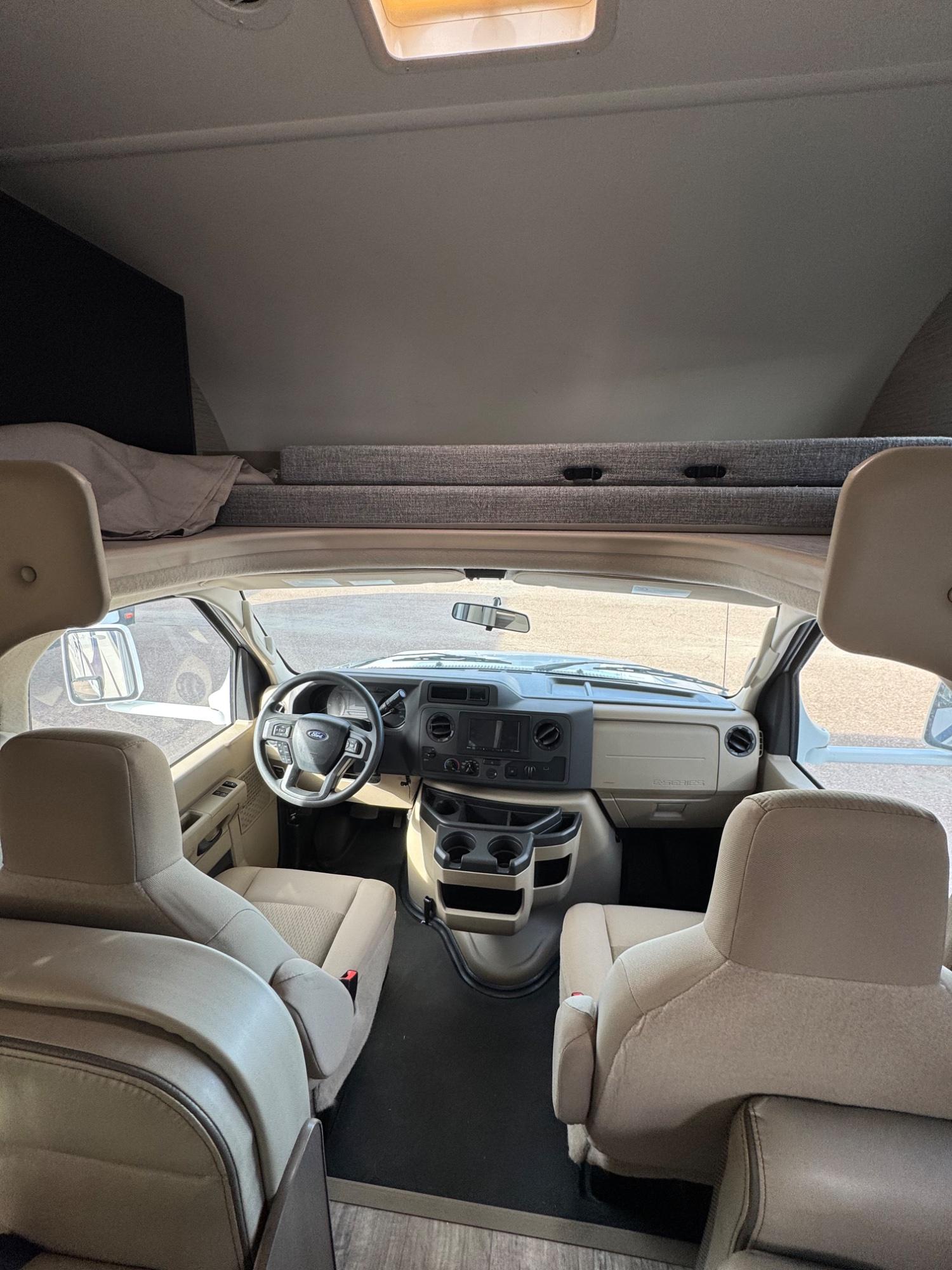 2023 Thor Motor Coach 2023 Thor Motor Coach Chateau - thumbnail 10