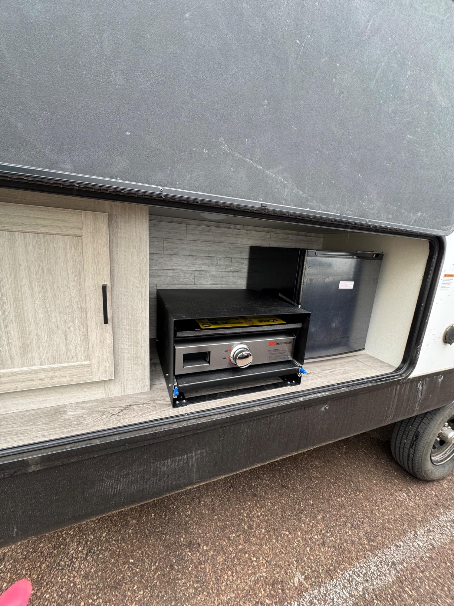 2026 Coachmen 2026 Coachmen Catalina Summit Series 8 - thumbnail 6