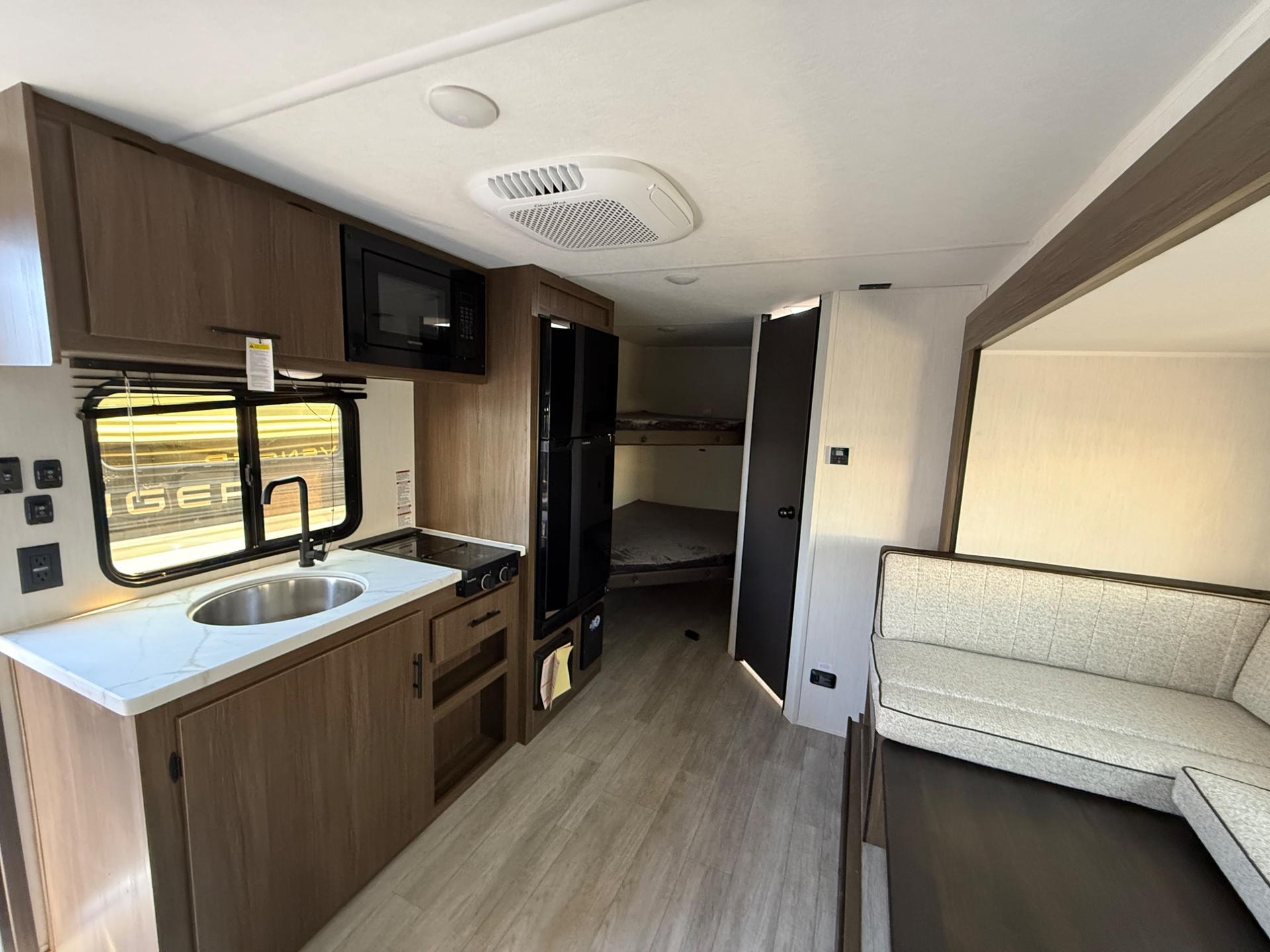 2026 Prime Time RV 2026 Prime Time RV Avenger LT - thumbnail 9