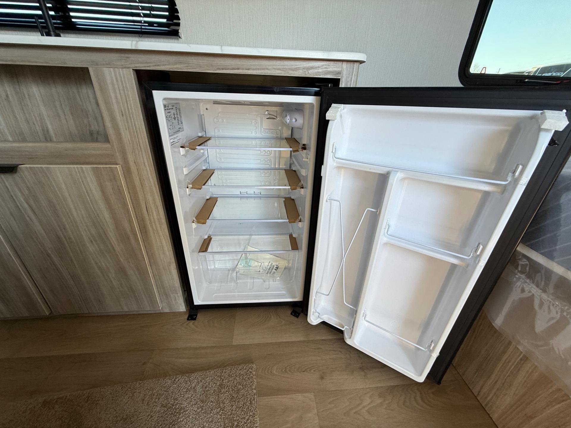 2026 Winnebago 2026 Winnebago Access - thumbnail 12