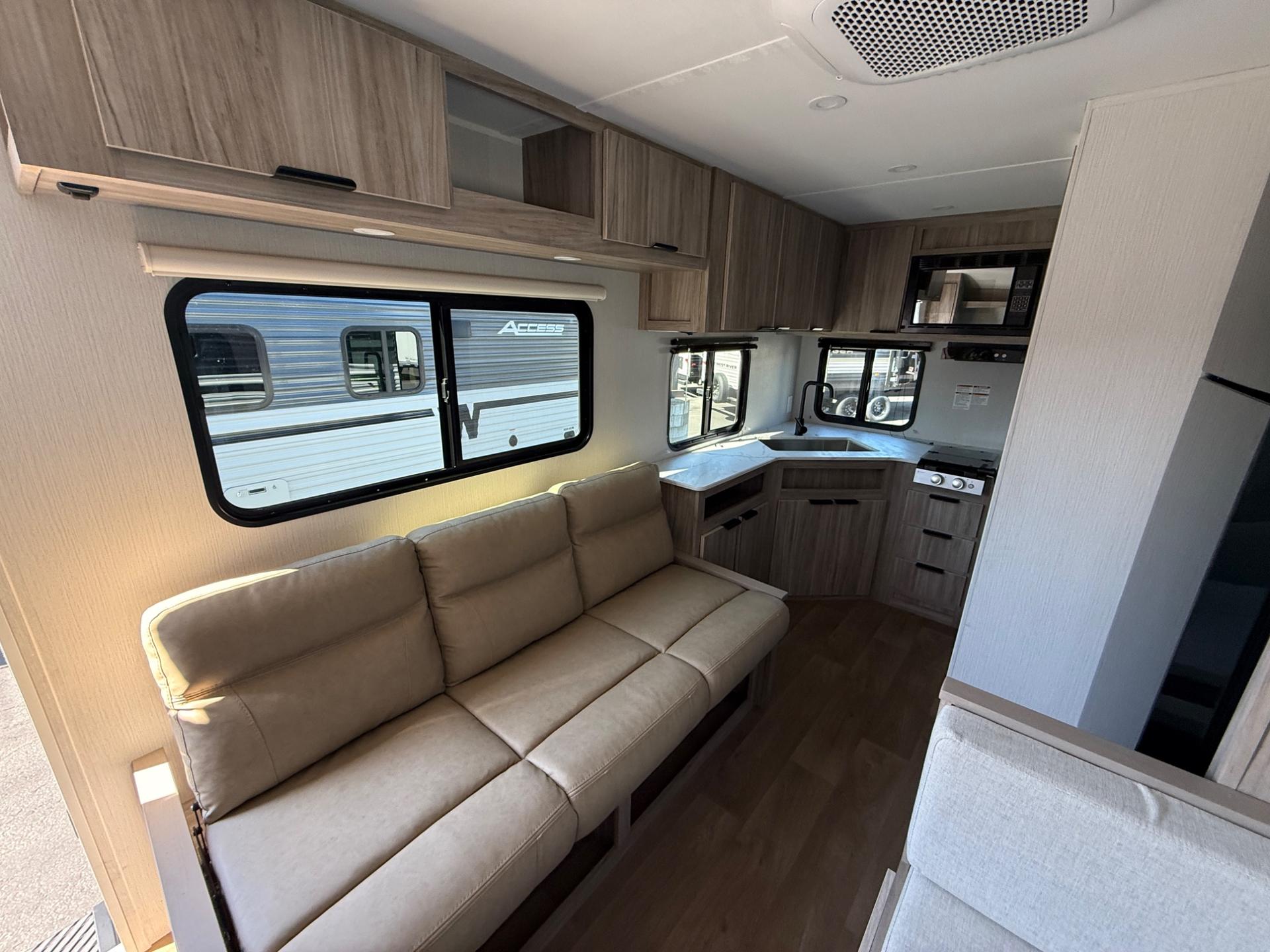 2026 Winnebago 2026 Winnebago Access - thumbnail 12