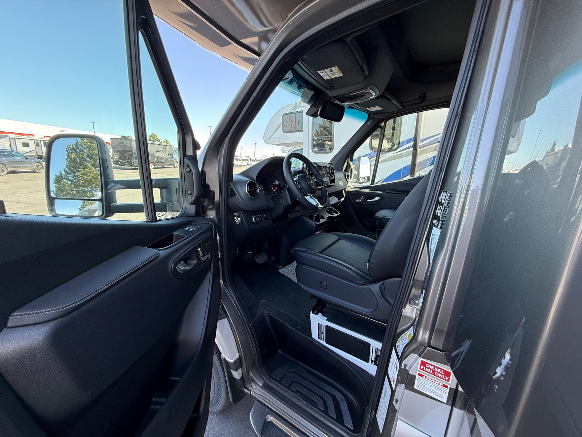 2026 Forest River 2026 Forest River Sunseeker - thumbnail 11