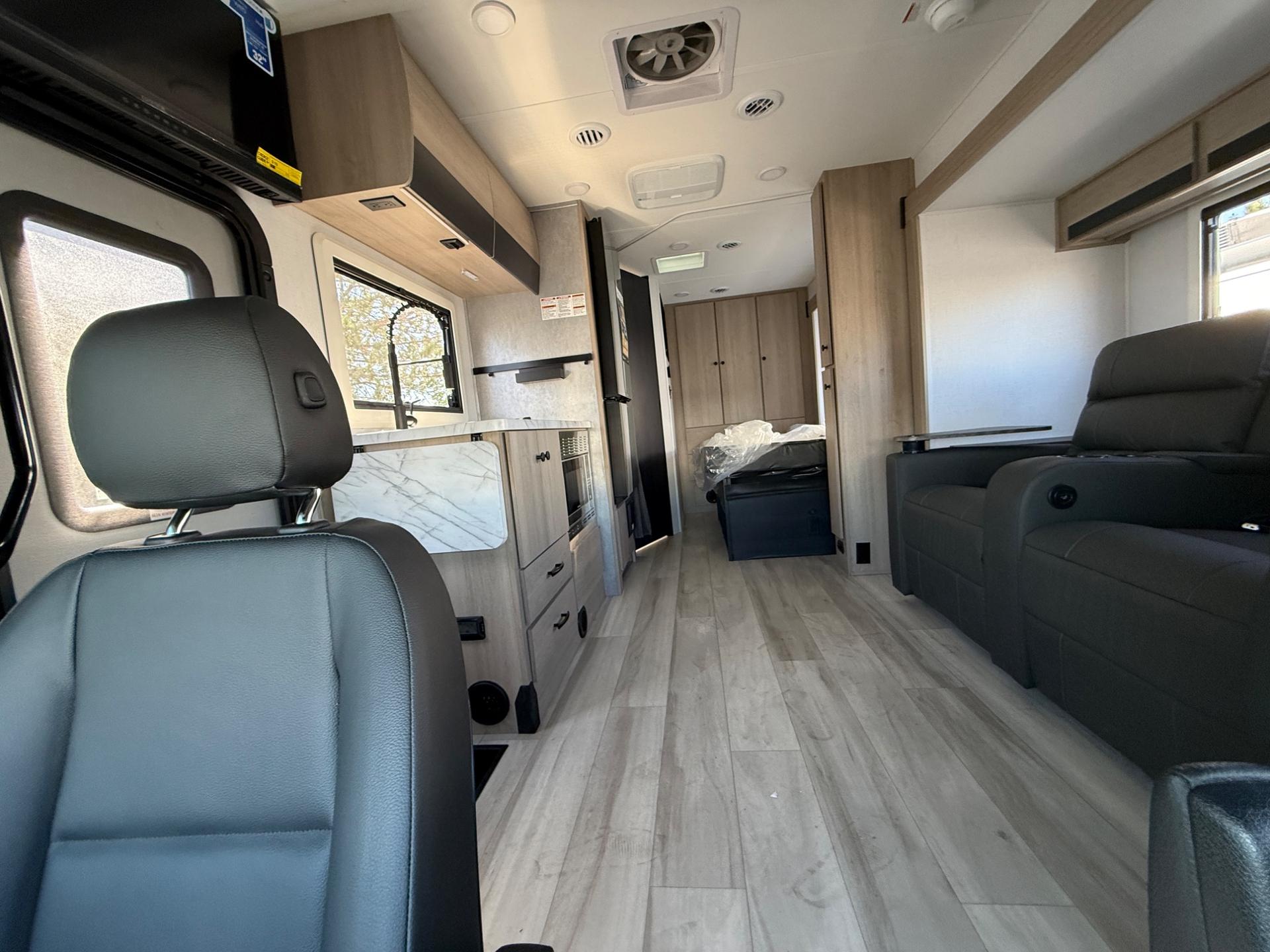 2026 Forest River 2026 Forest River Sunseeker - thumbnail 13