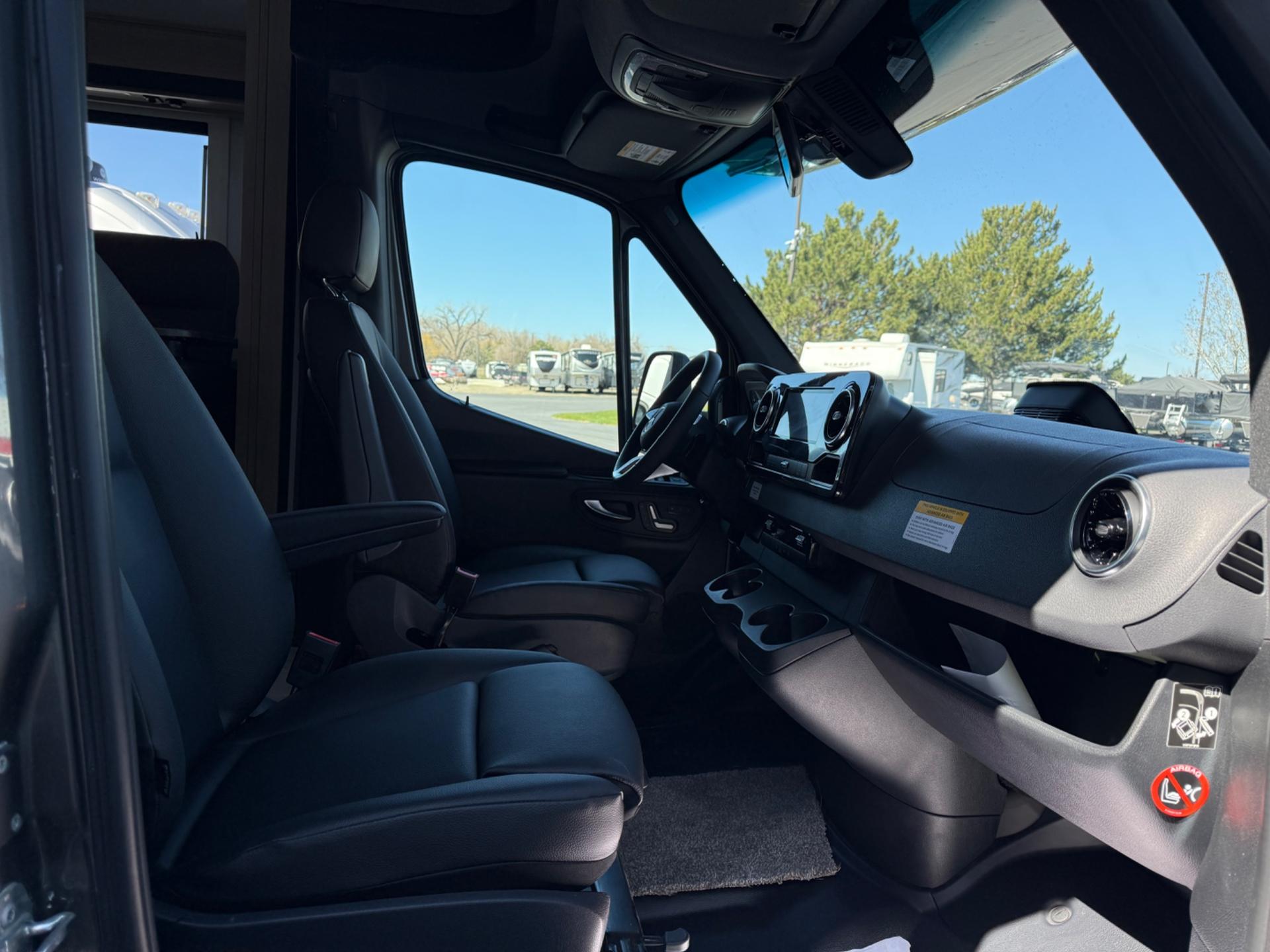 2026 Forest River 2026 Forest River Sunseeker - thumbnail 17