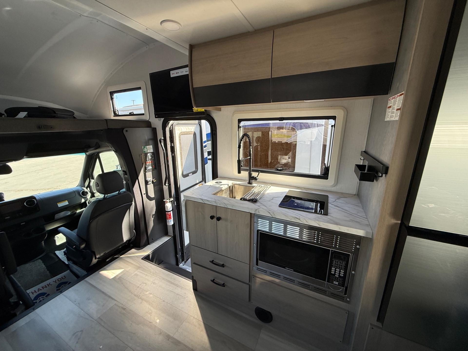 2026 Forest River 2026 Forest River Sunseeker - thumbnail 20