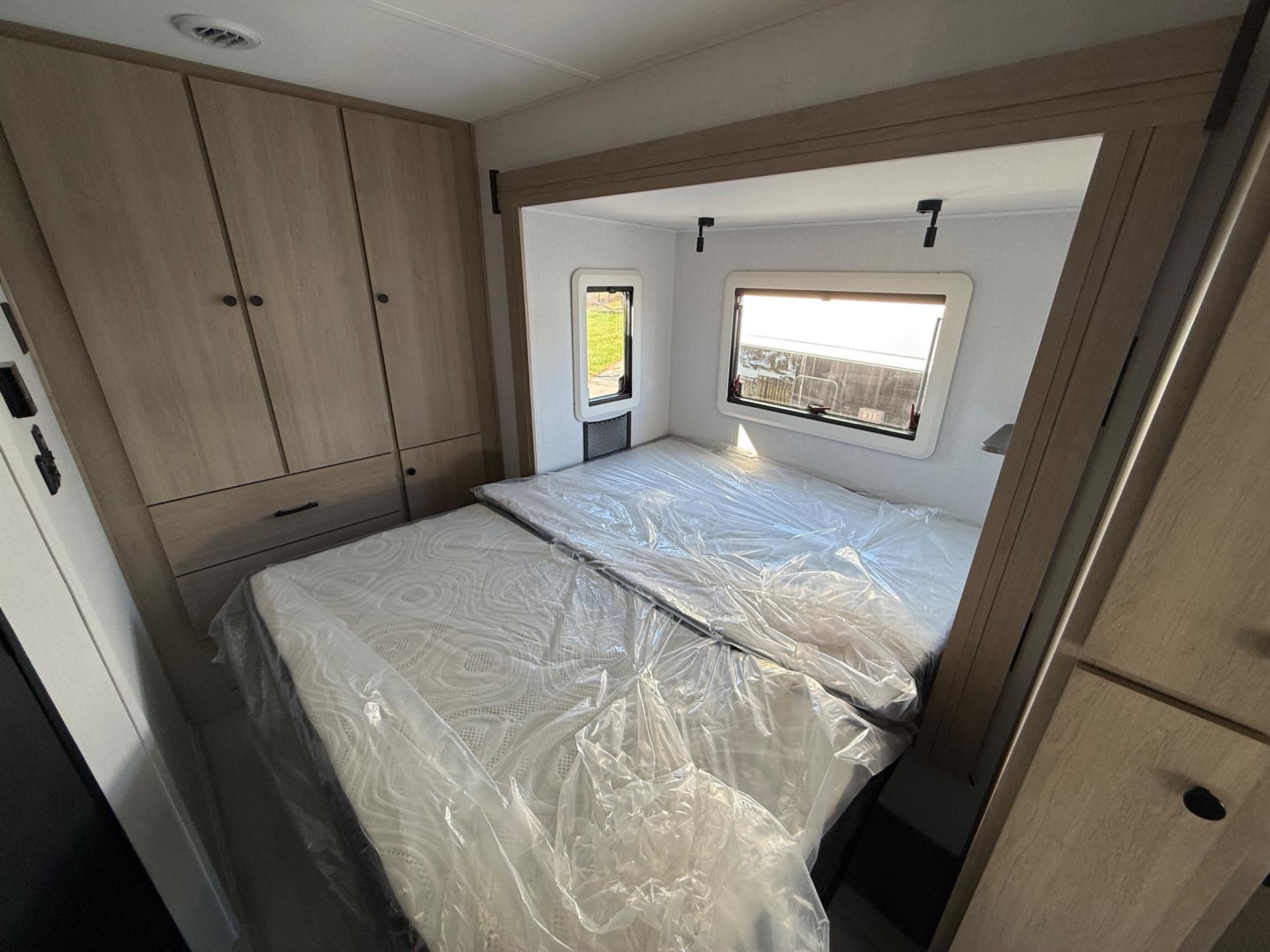 2026 Forest River 2026 Forest River Sunseeker - thumbnail 21