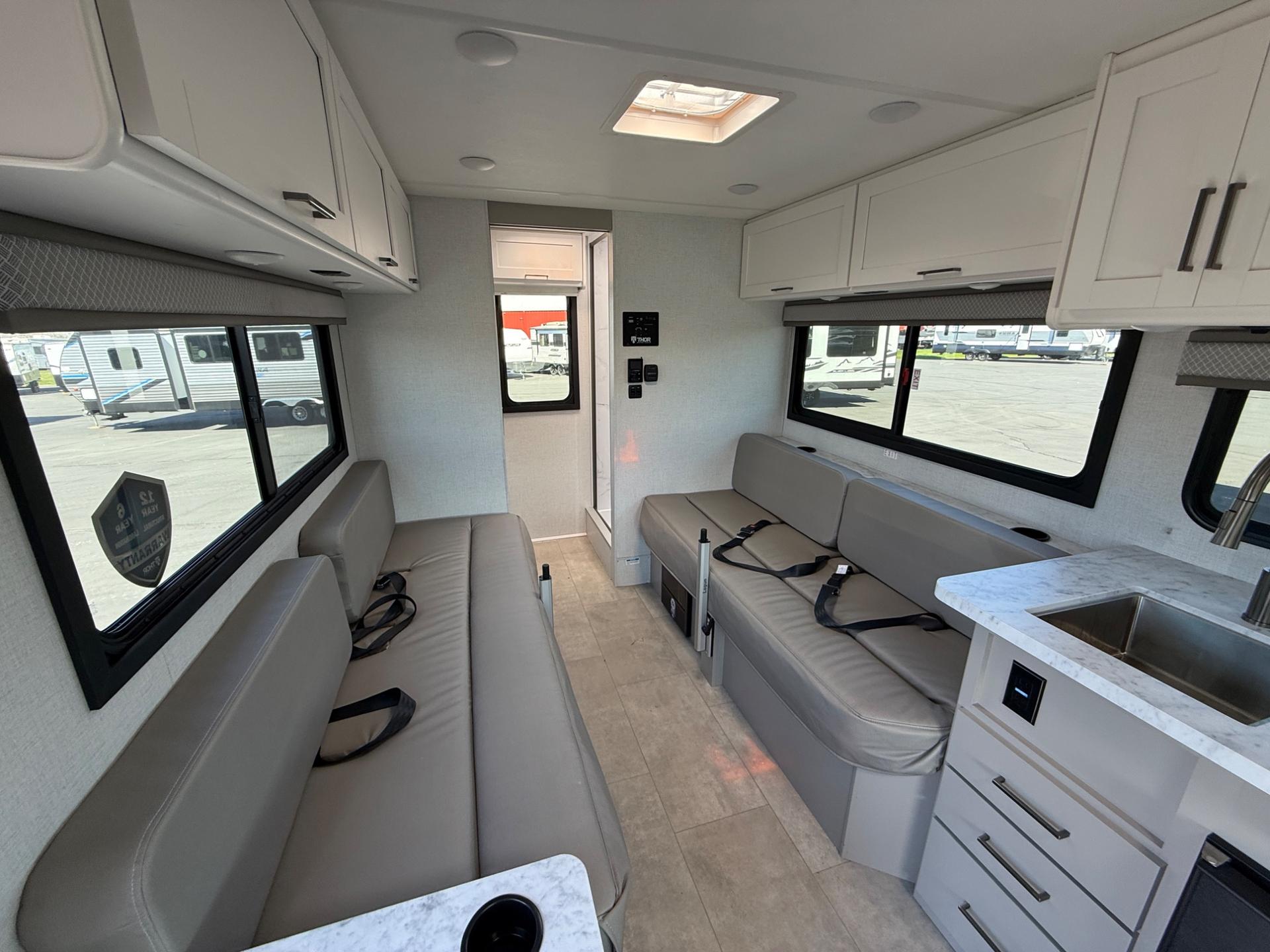 2026 Thor Motor Coach 2026 Thor Motor Coach Chateau - thumbnail 19