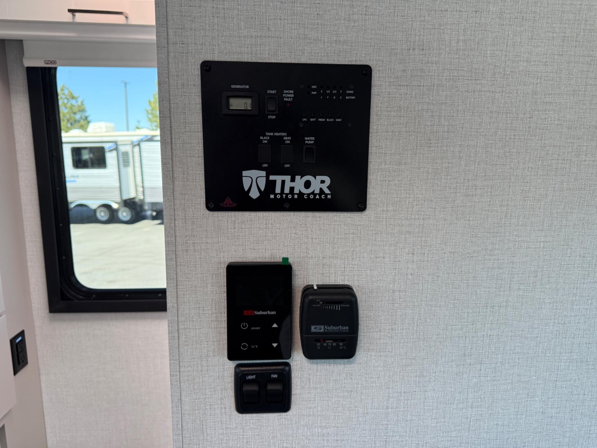 2026 Thor Motor Coach 2026 Thor Motor Coach Chateau - thumbnail 25