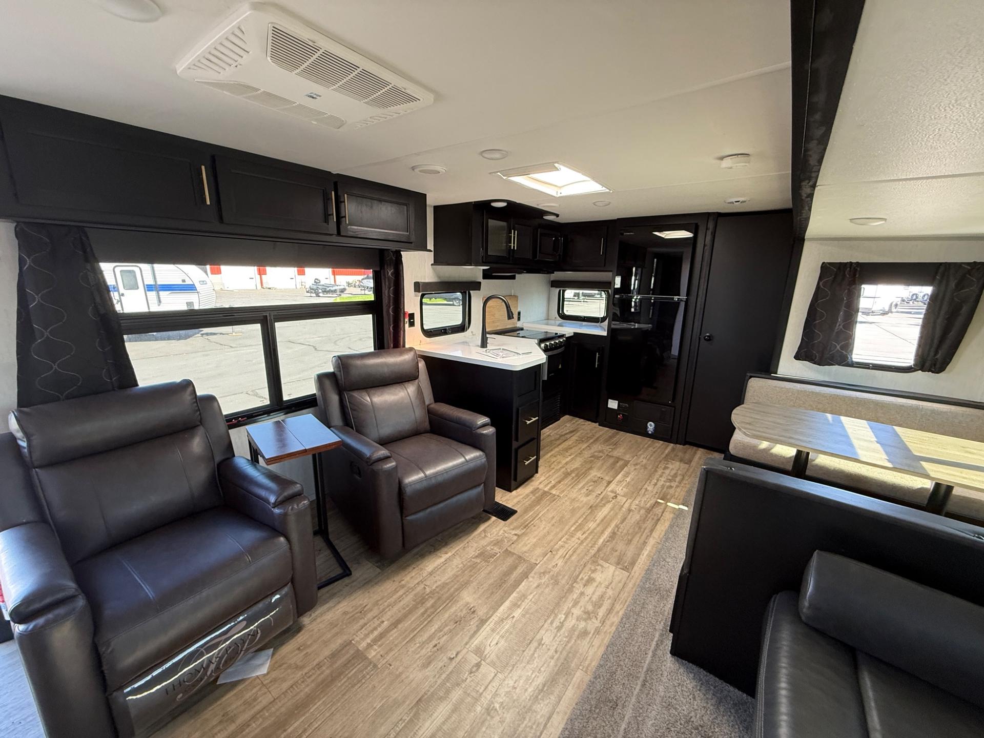 2022 Forest River 2022 Forest River Cherokee - thumbnail 9