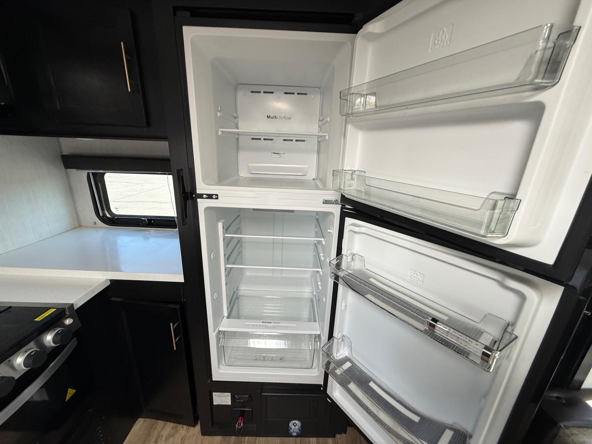 2022 Forest River 2022 Forest River Cherokee - thumbnail 17