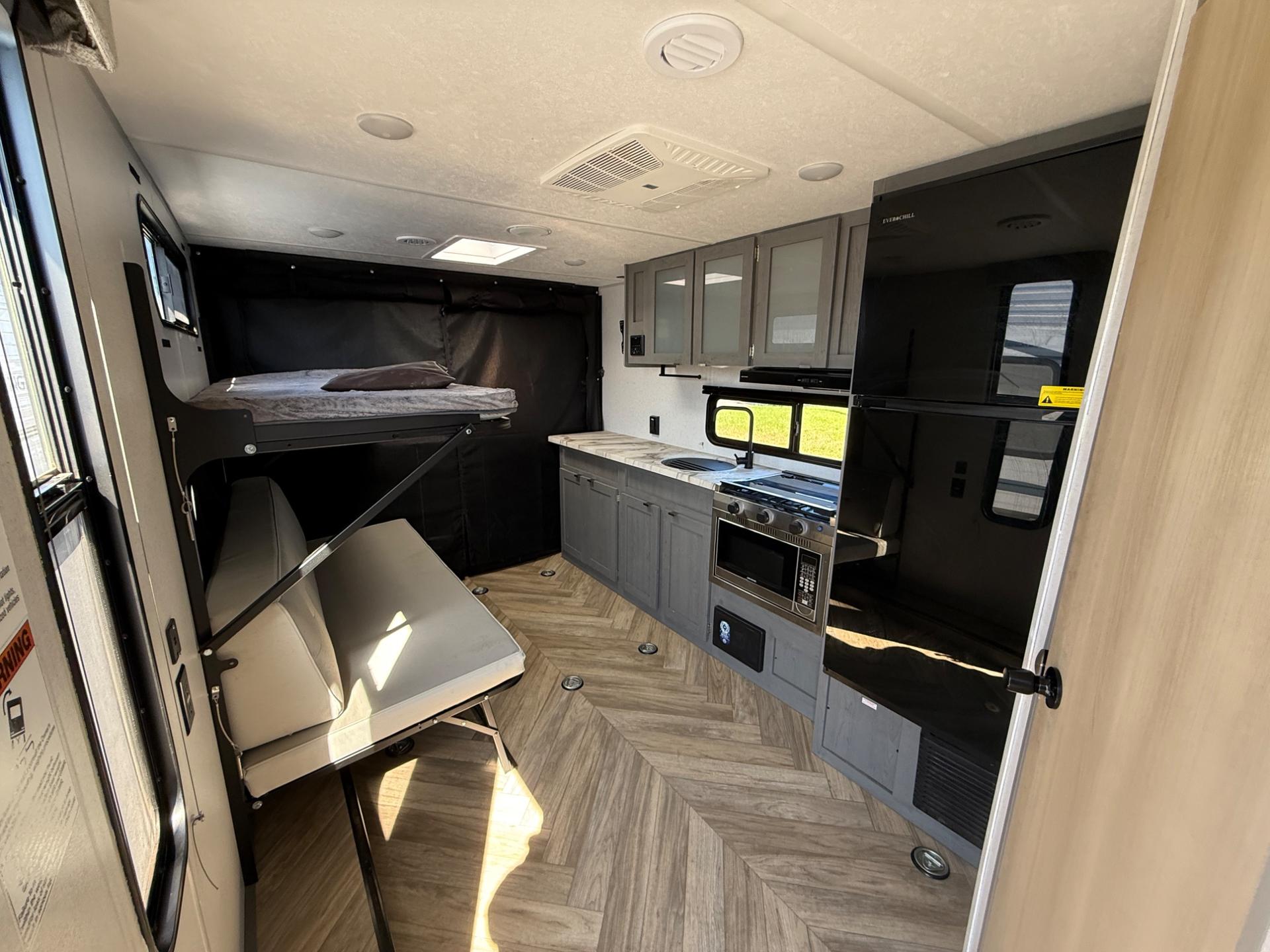 2023 Forest River 2023 Forest River Ozark - thumbnail 8