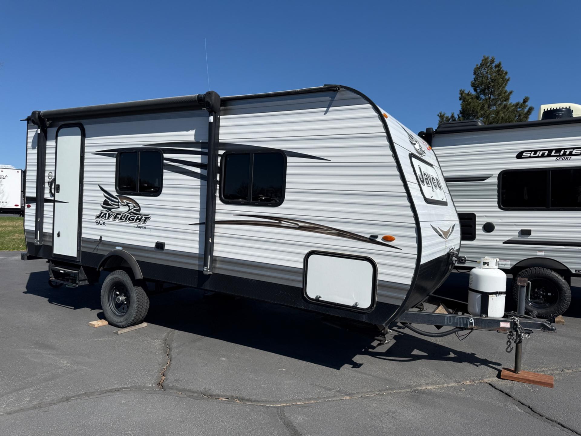 2018 Jayco 2018 Jayco Jay Flight SLX - thumbnail 3