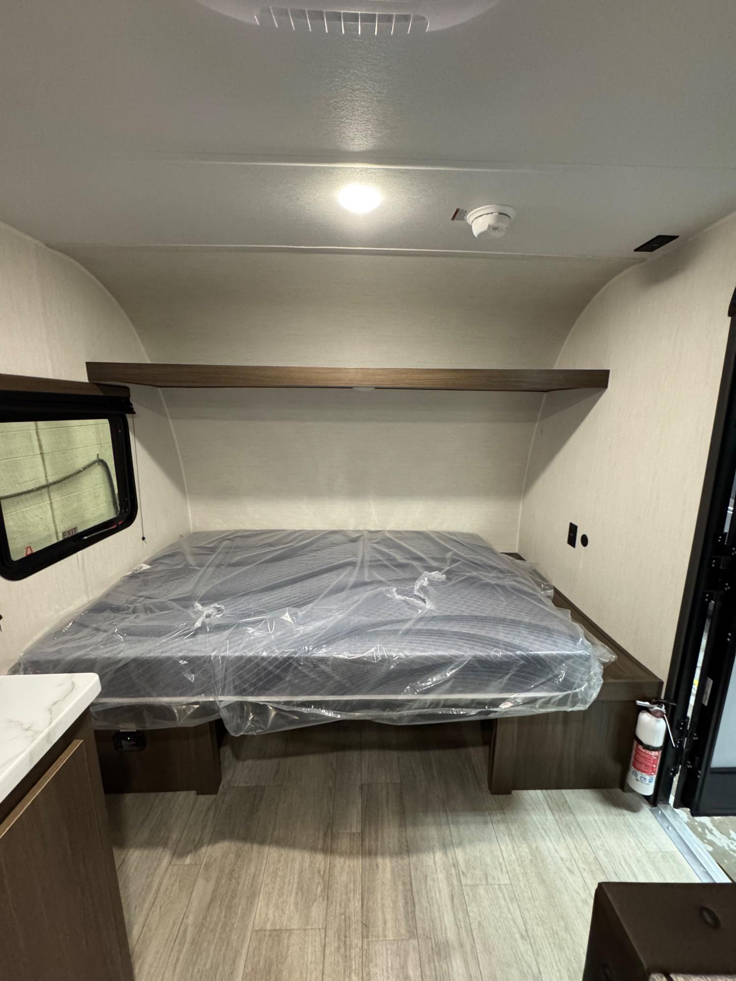 2026 Prime Time RV 2026 Prime Time RV Avenger LT - thumbnail 8