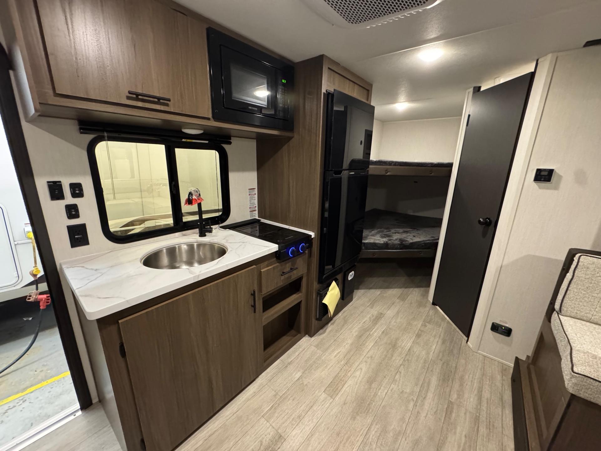 2026 Prime Time RV 2026 Prime Time RV Avenger LT - thumbnail 3