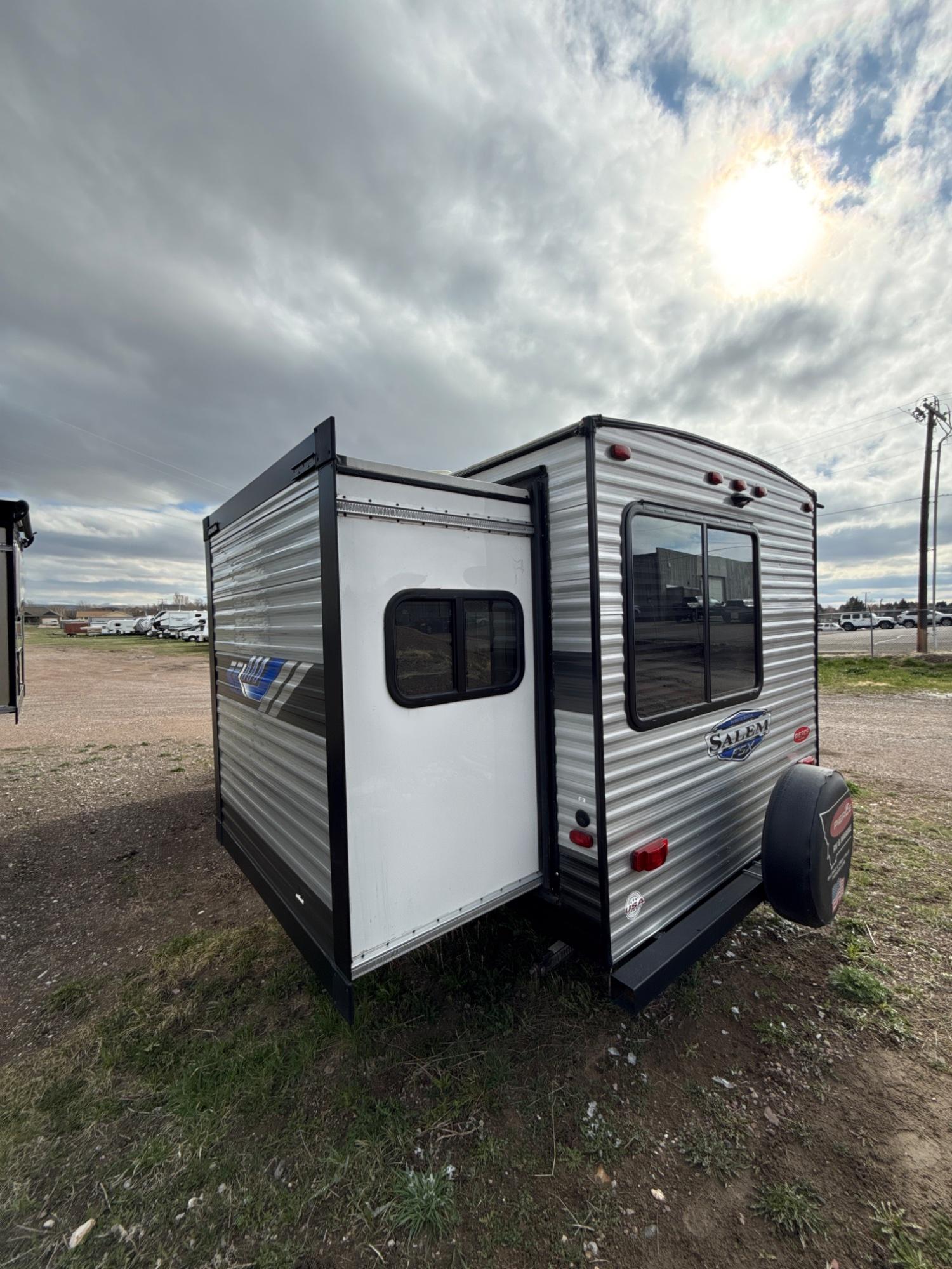 2022 Forest River RV 2022 Forest River RV Salem - thumbnail 3