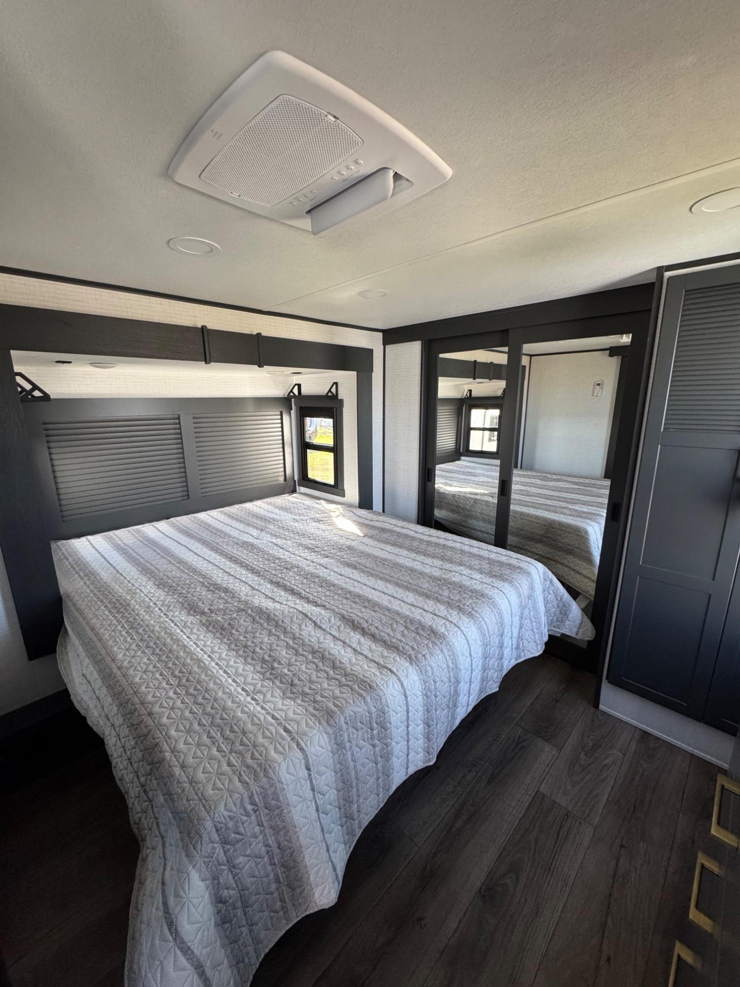 2026 Forest River RV 2026 Forest River RV Xlr Nitro Toy Hauler - thumbnail 19