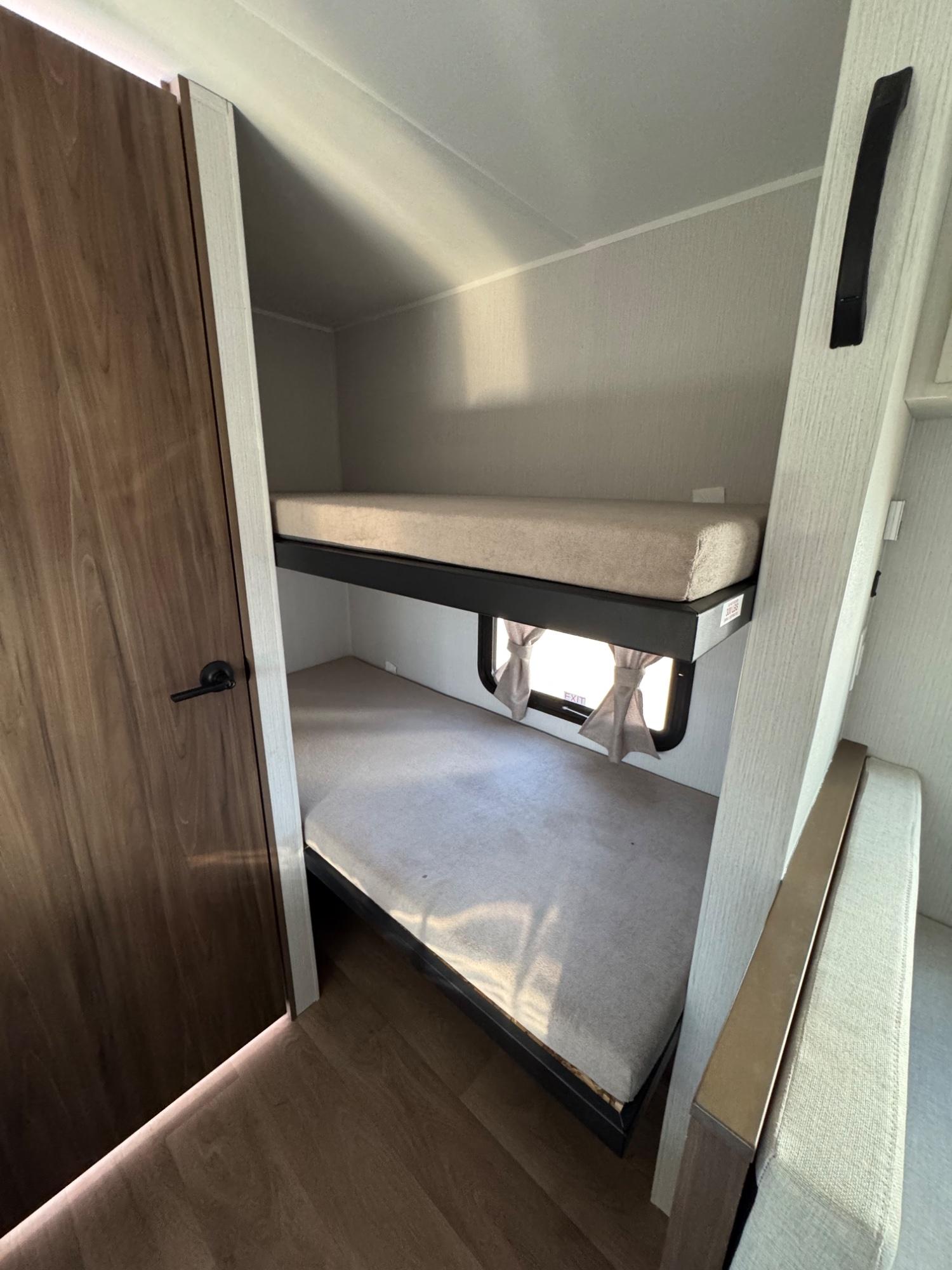 2026 Winnebago 2026 Winnebago Access - thumbnail 9