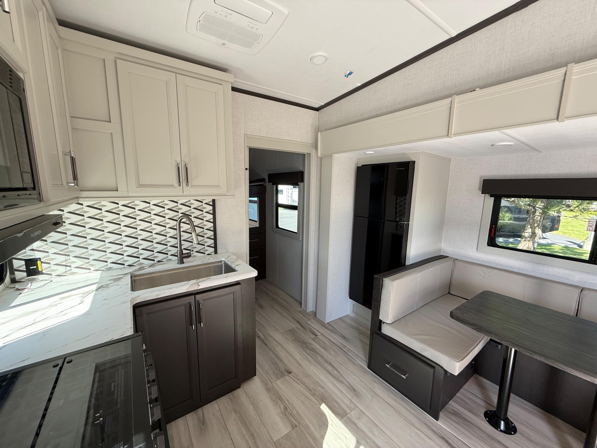 2026 Keystone RV 2026 Keystone RV Arcadia Super Lite - thumbnail 17