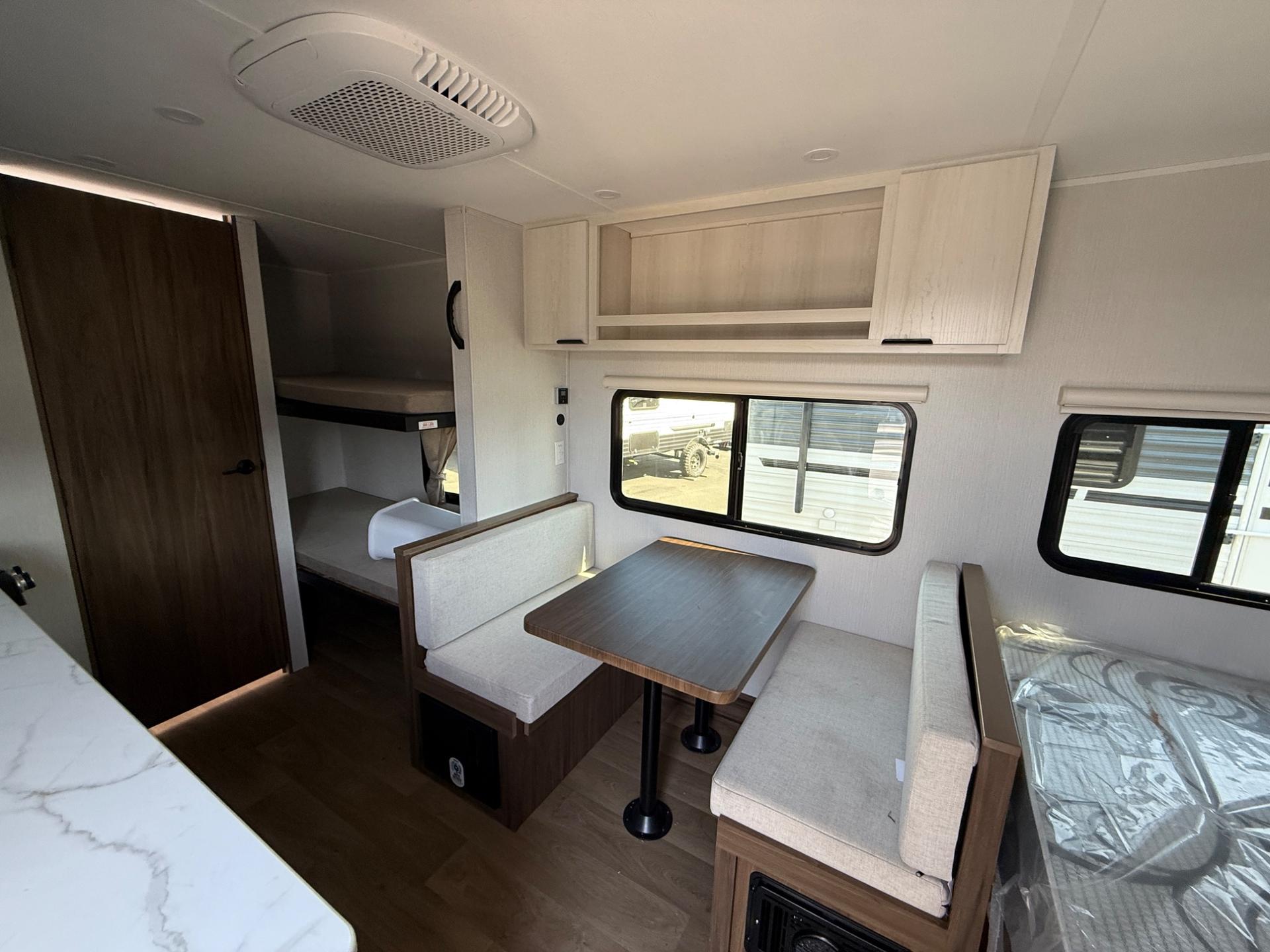 2026 Winnebago 2026 Winnebago Access - thumbnail 10