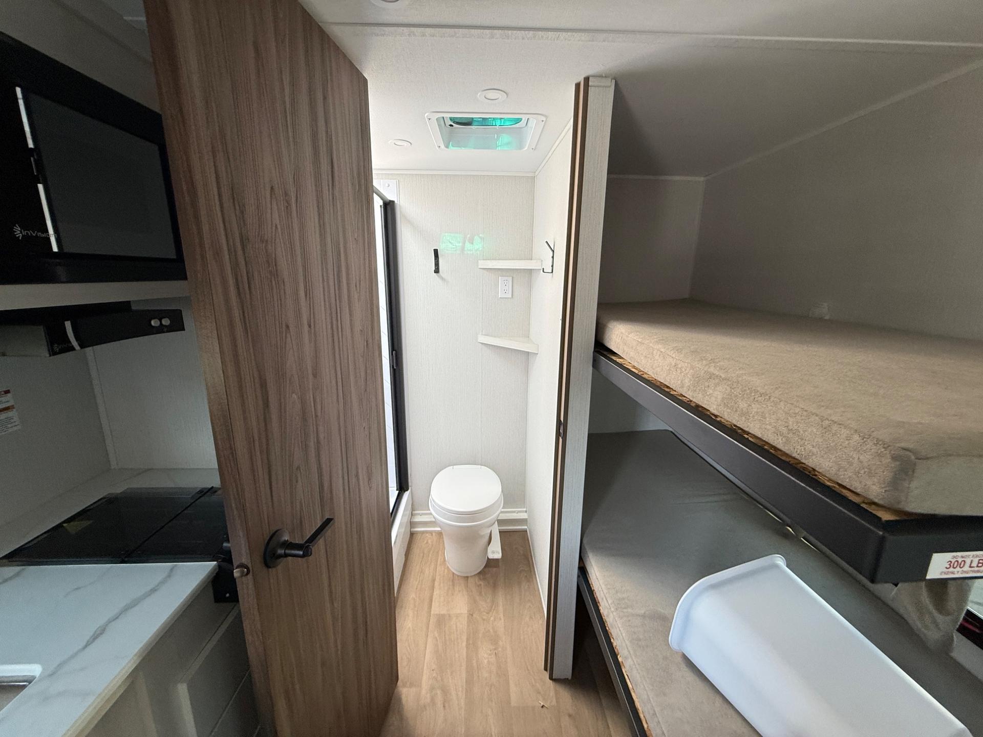 2026 Winnebago 2026 Winnebago Access - thumbnail 12