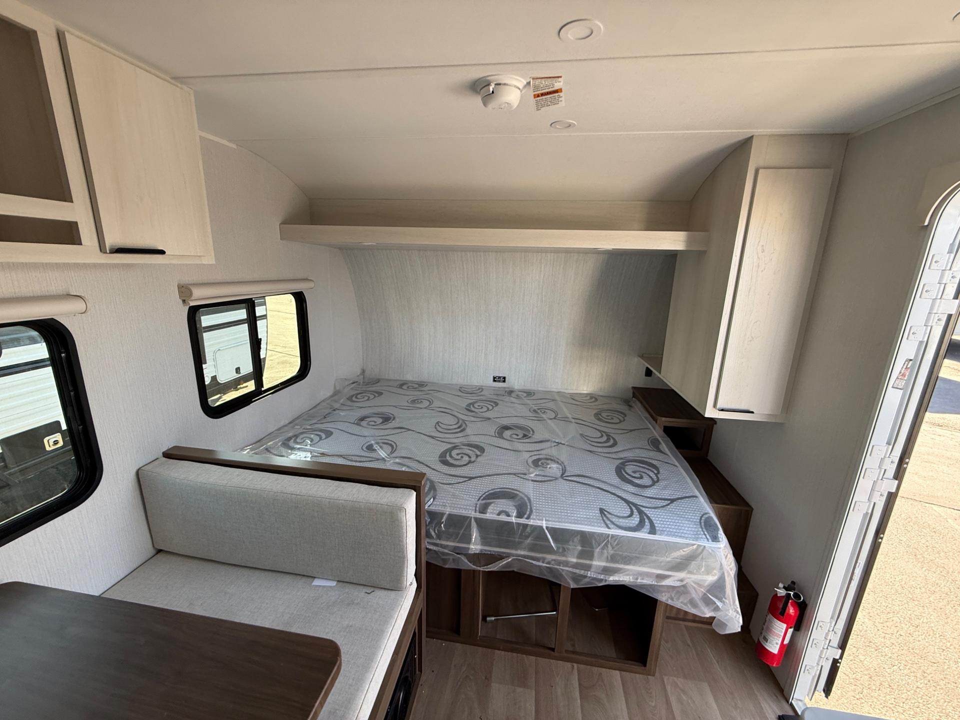 2026 Winnebago 2026 Winnebago Access - thumbnail 16