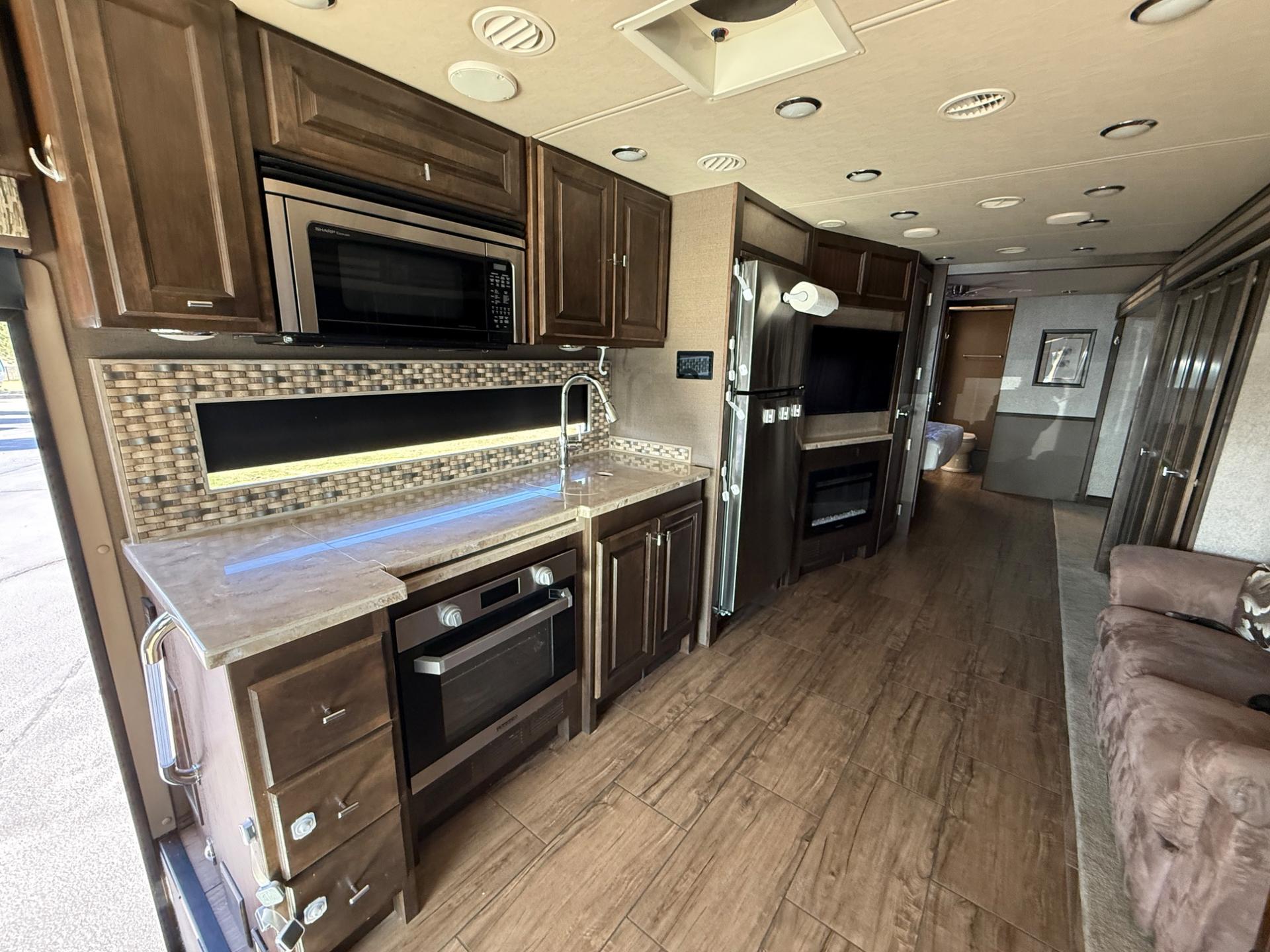 2019 Tiffin Motorhomes 2019 Tiffin Motorhomes Allegro Open Road - thumbnail 26