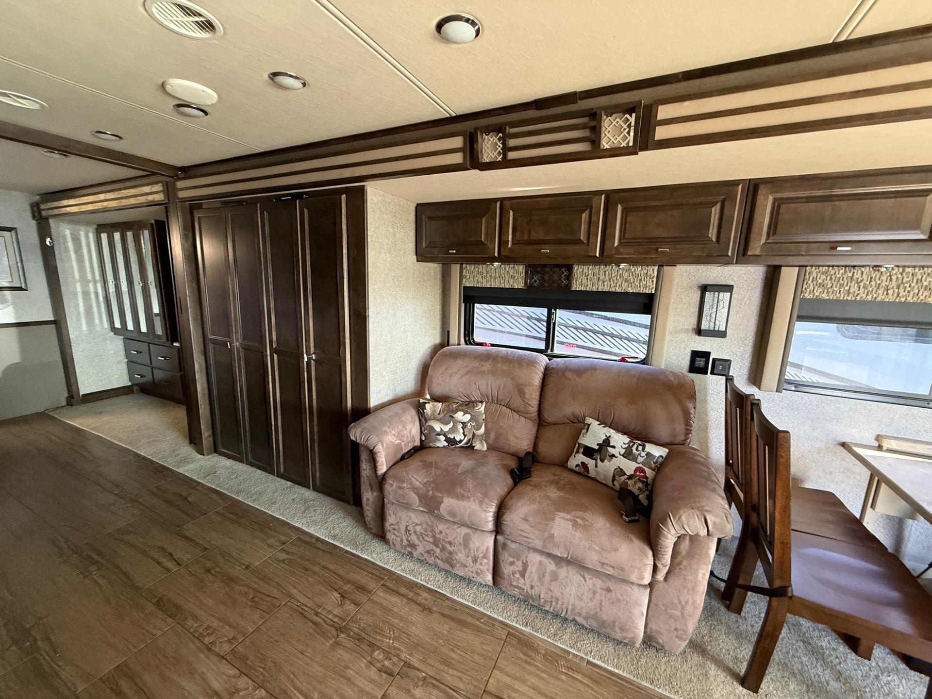 2019 Tiffin Motorhomes 2019 Tiffin Motorhomes Allegro Open Road - thumbnail 28