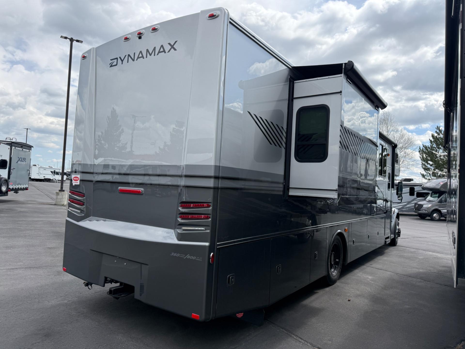 2026 Dynamax 2026 Dynamax Europa S - thumbnail 4