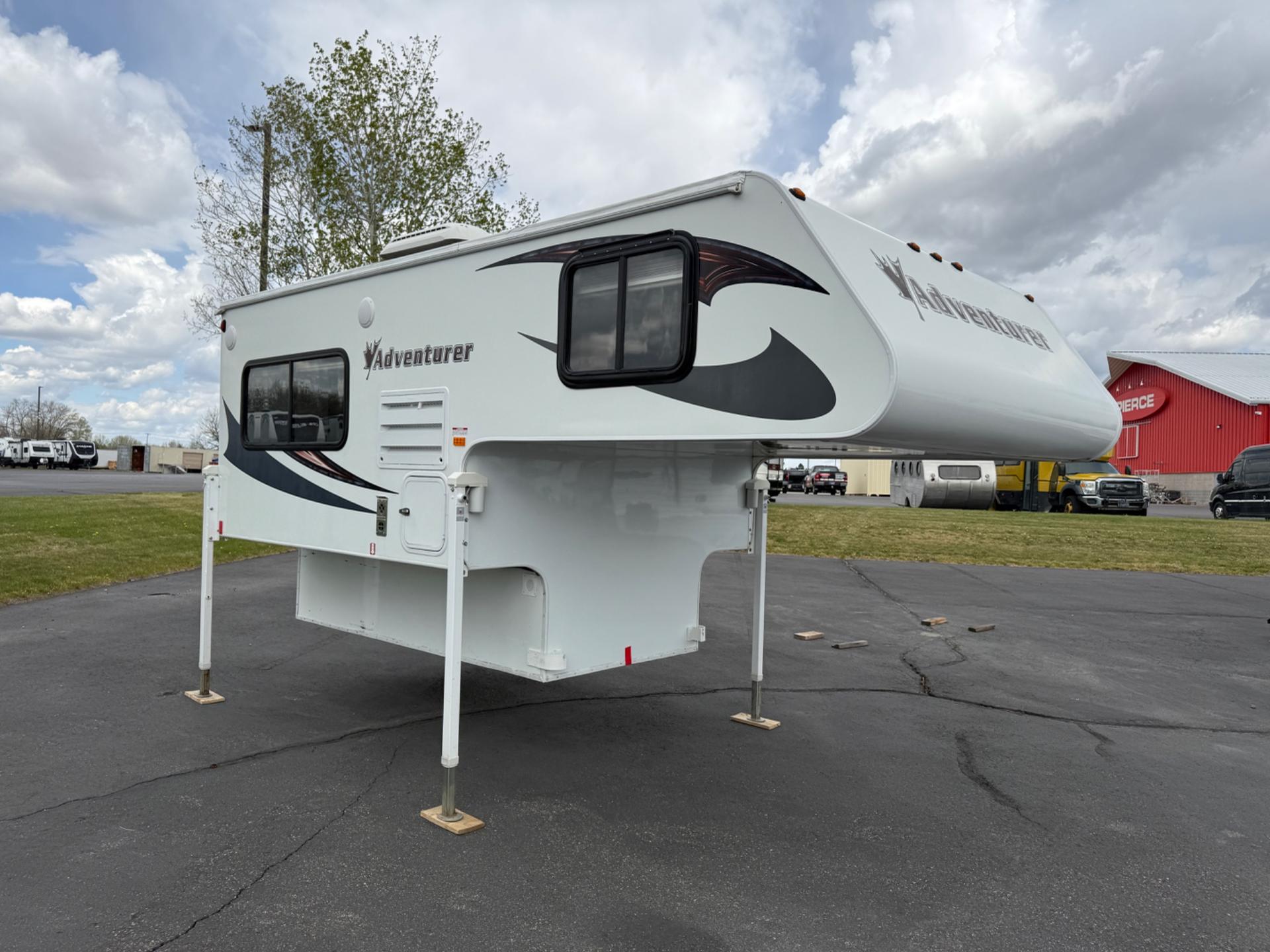 2019 Adventurer 2019 Adventurer Campers - thumbnail 4