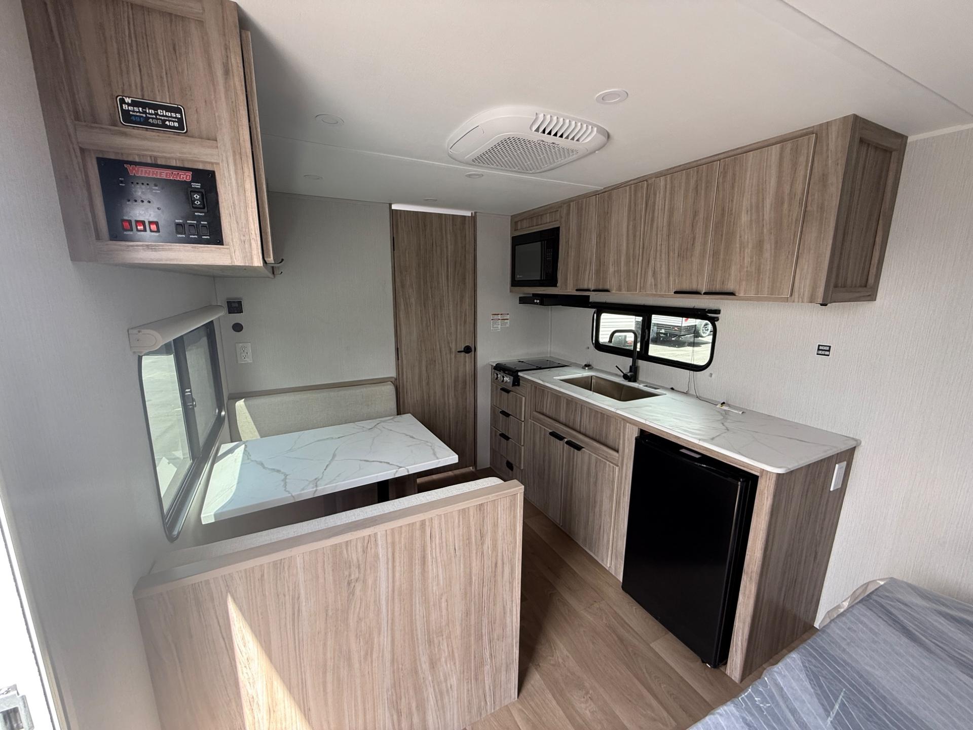 2026 Winnebago 2026 Winnebago Access - thumbnail 10