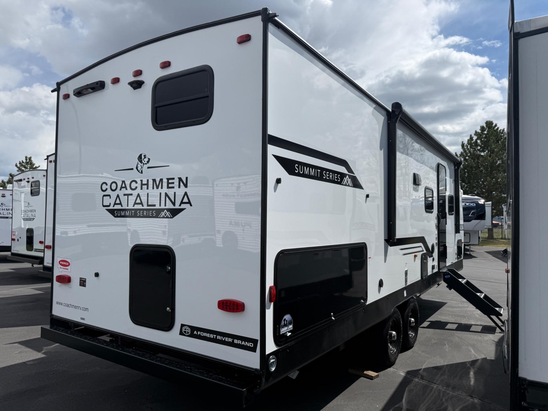 2026 Coachmen 2026 Coachmen Catalina Summit Series 8 - thumbnail 4