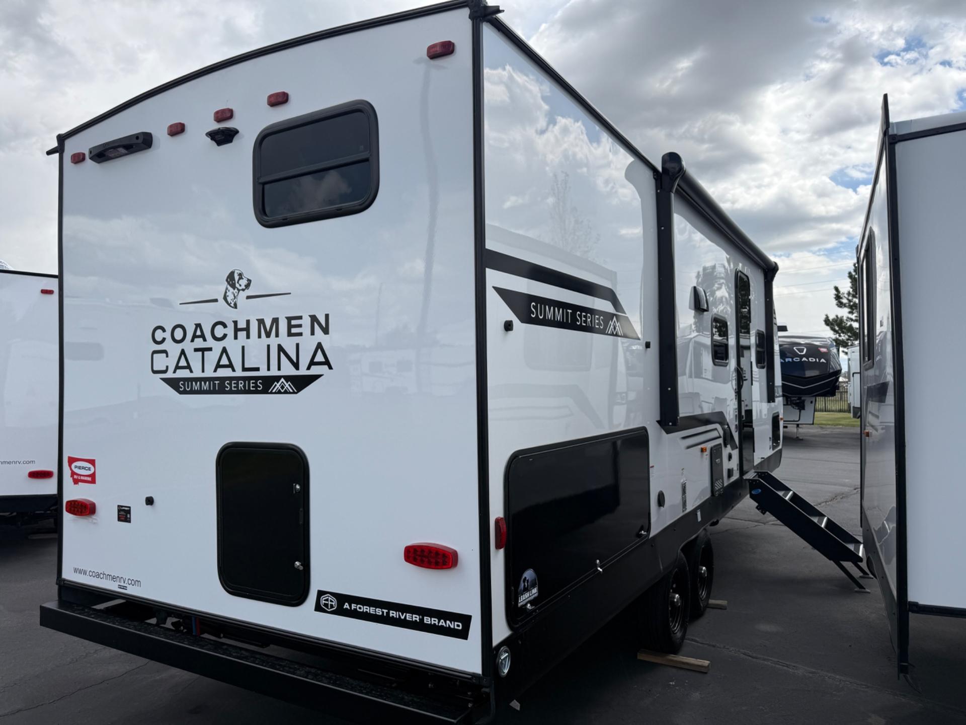 2026 Coachmen 2026 Coachmen Catalina Summit Series 8 - thumbnail 4