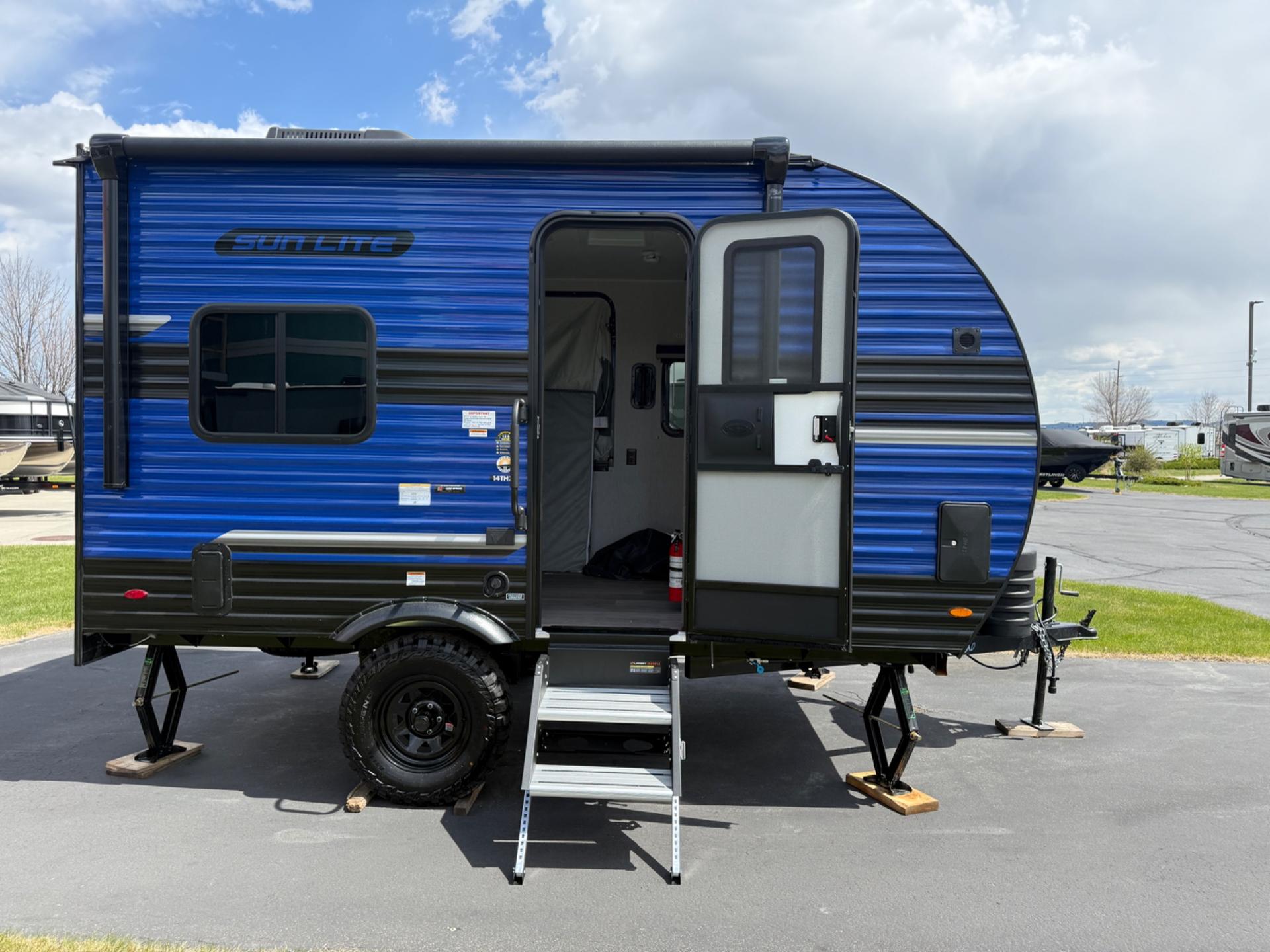 2026 Sunset Park RV 2026 Sunset Park RV Sun Lite Toy Hauler - thumbnail 5