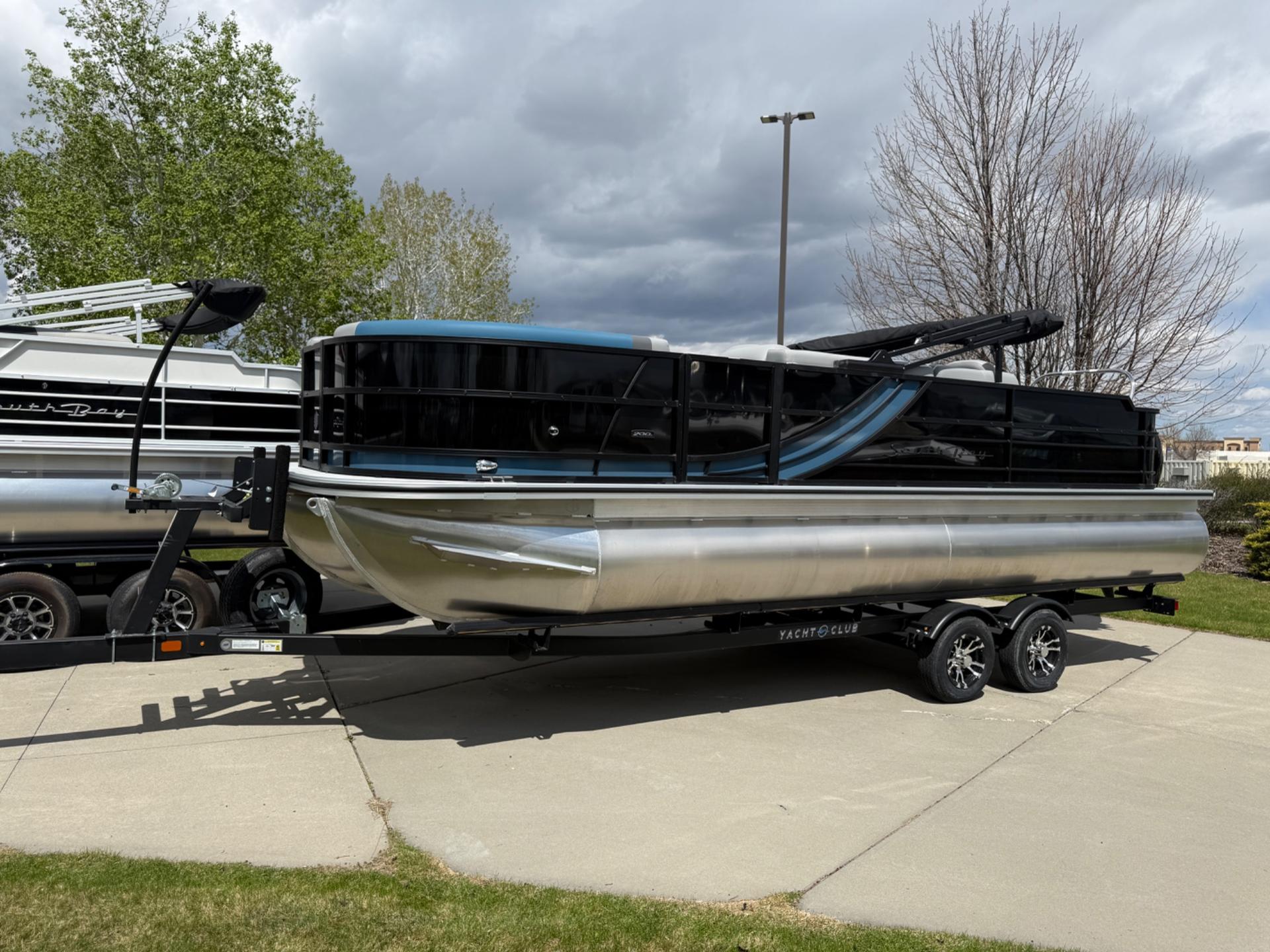 2026 South Bay S224FCR