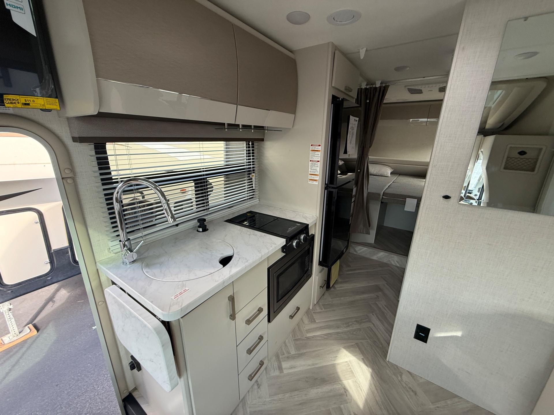 2027 THOR MOTOR COACH 2027 THOR MOTOR COACH COMPASS AWD - thumbnail 15