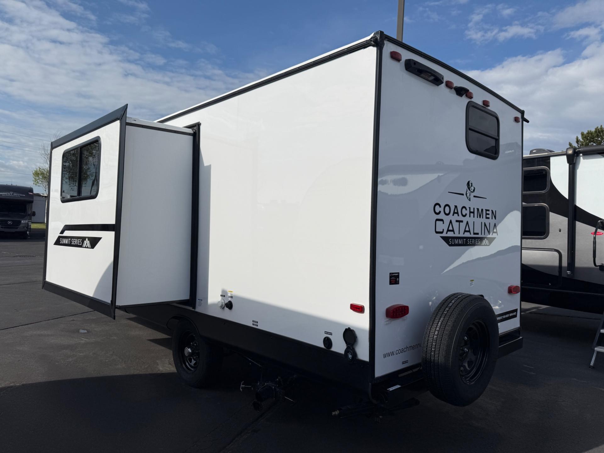 2026 Coachmen 2026 Coachmen Catalina Summit Series 7 - thumbnail 5